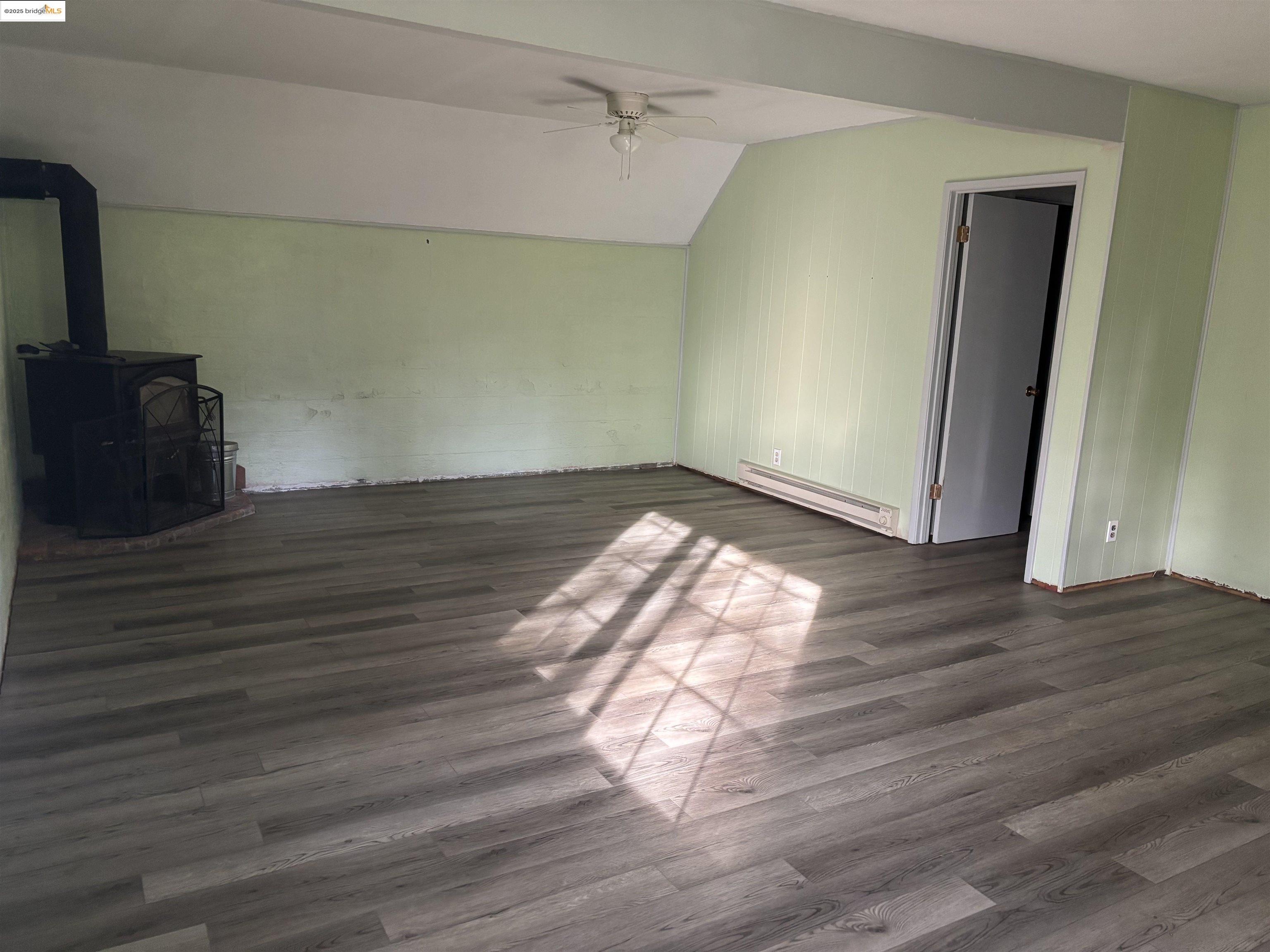 Detail Gallery Image 8 of 19 For 20251 Sandy Lane, Tuolumne,  CA 95379 - 3 Beds | 2 Baths