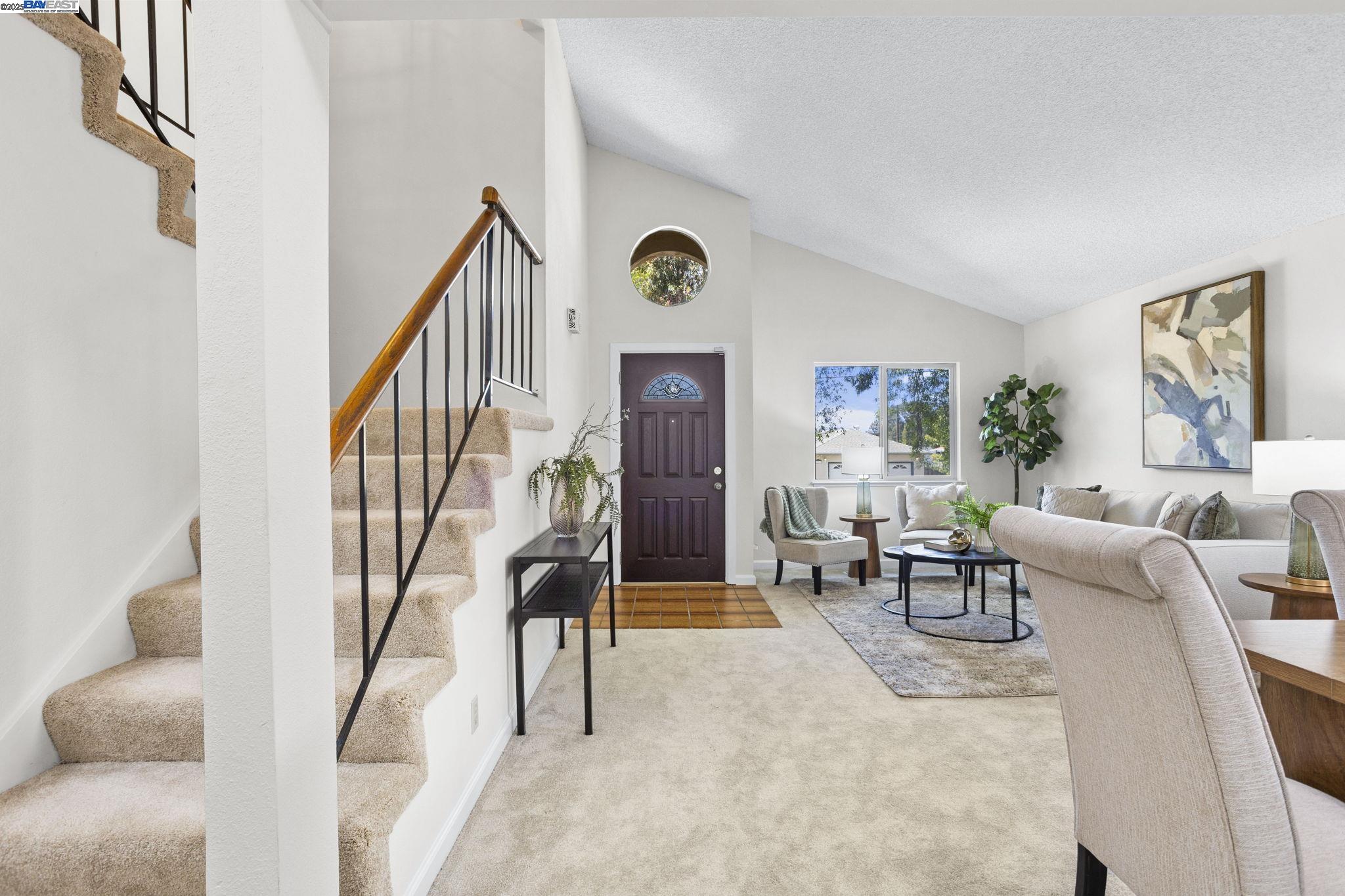Detail Gallery Image 6 of 31 For 23920 Mayville Dr, Hayward,  CA 94541 - 3 Beds | 2/1 Baths