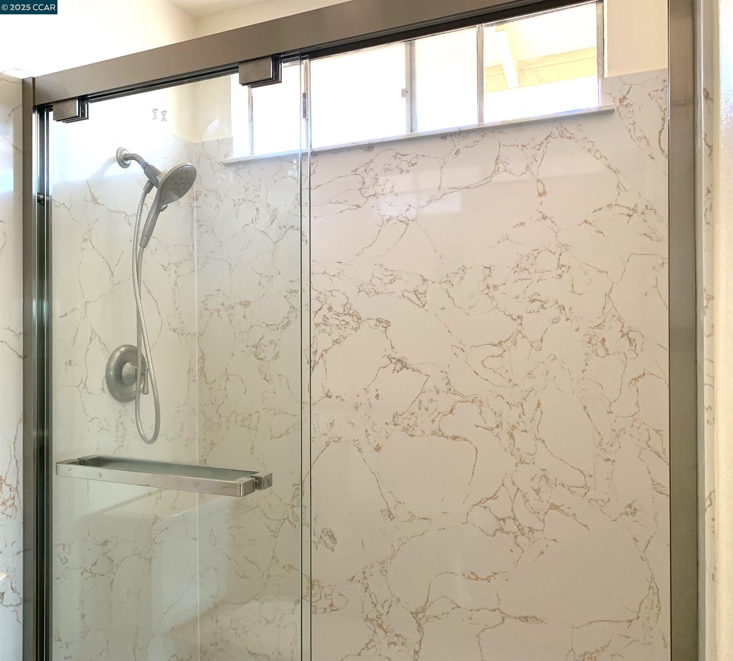 Detail Gallery Image 21 of 32 For 2471 Columbine Drive, Hayward,  CA 94545 - 4 Beds | 2/1 Baths