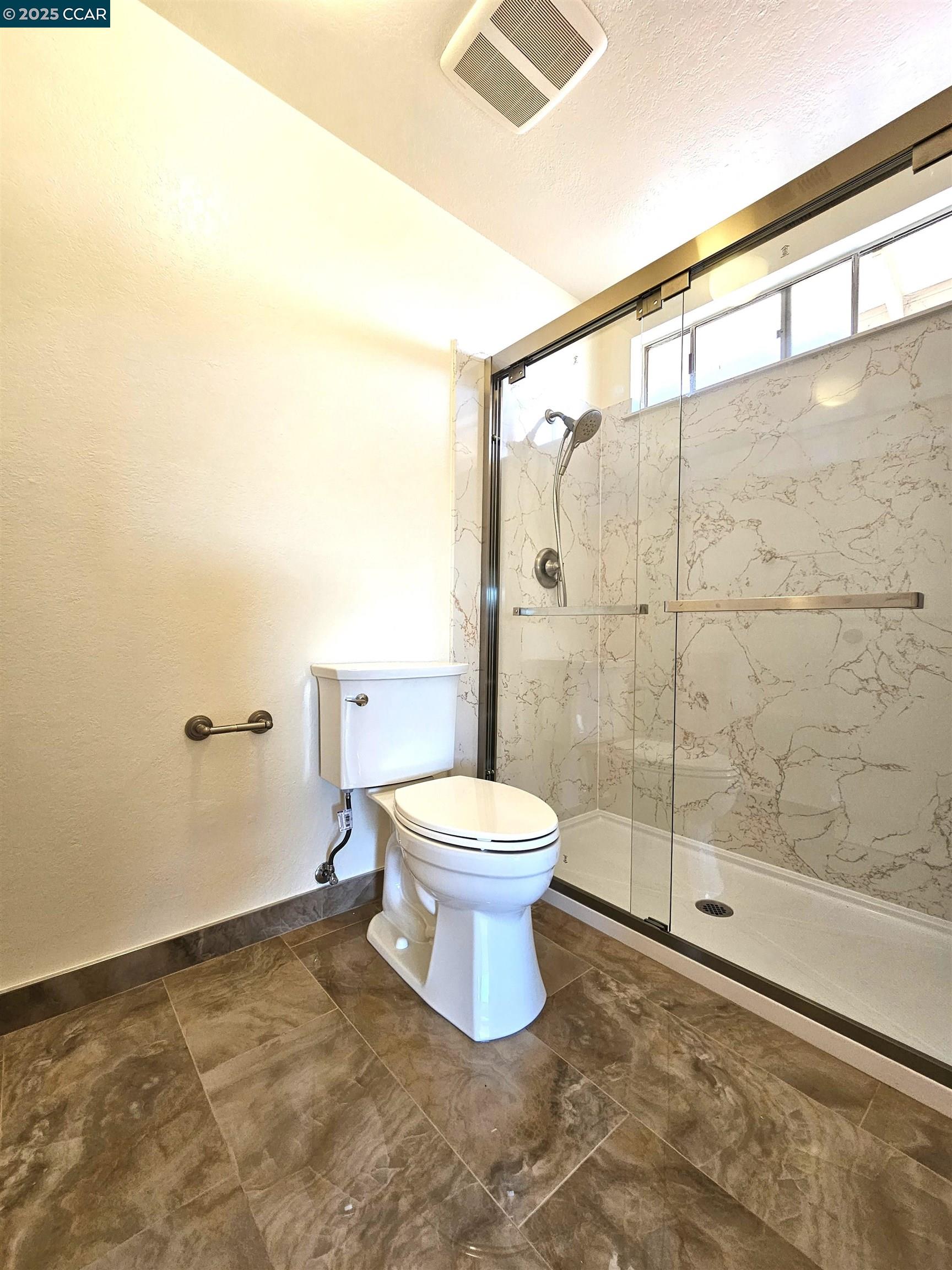 Detail Gallery Image 23 of 32 For 2471 Columbine Drive, Hayward,  CA 94545 - 4 Beds | 2/1 Baths