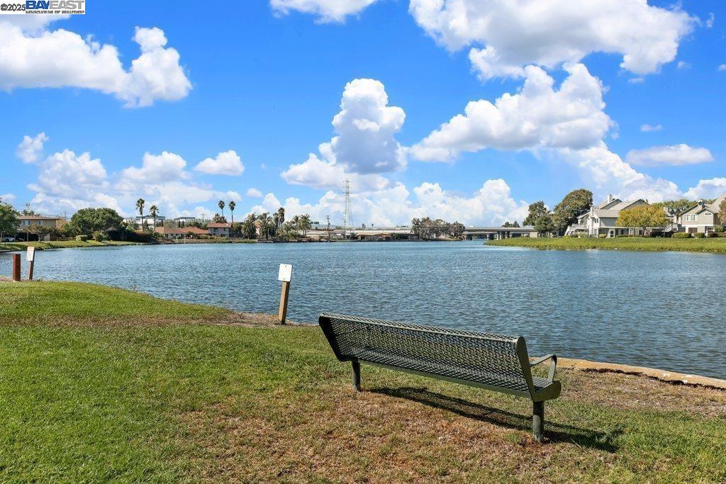 Detail Gallery Image 24 of 25 For 1573 Marina Ct a,  San Mateo,  CA 94403 - 3 Beds | 1 Baths