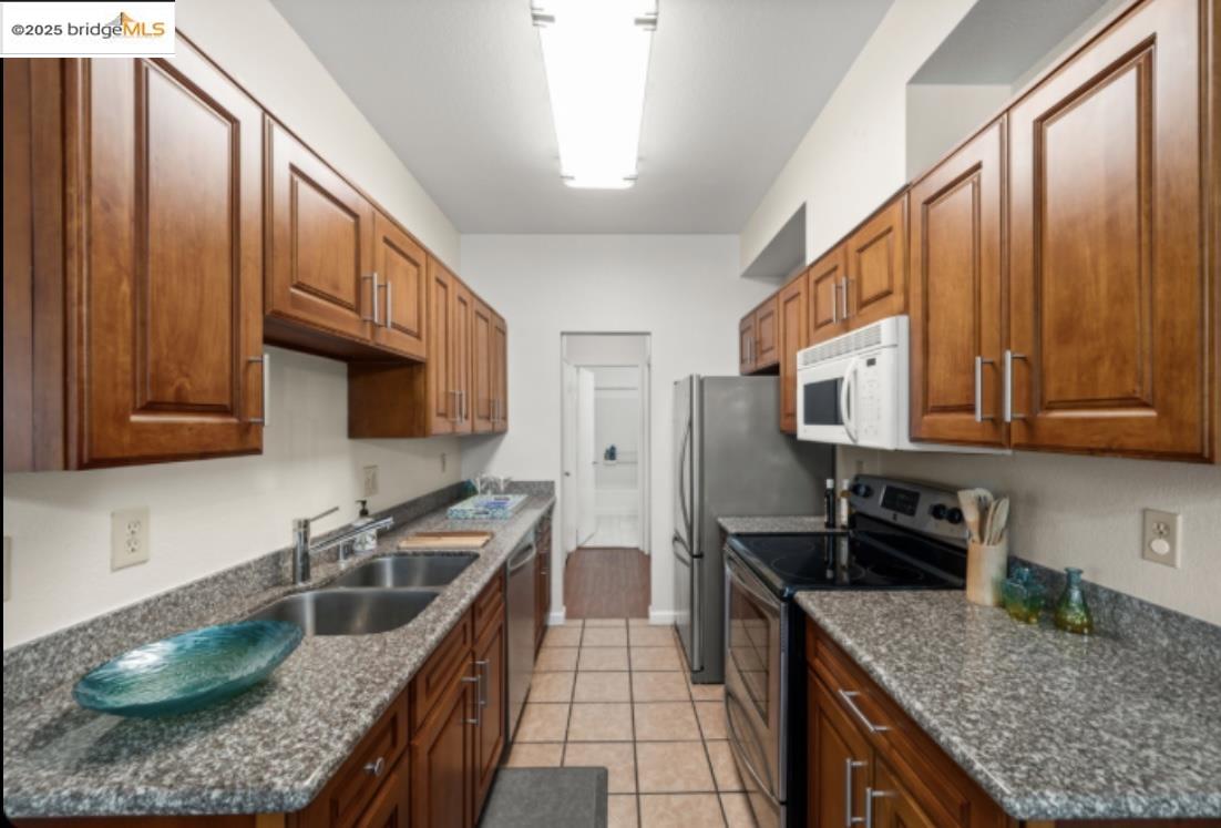 Photo #11: 41093137 Listing: Photo #11
