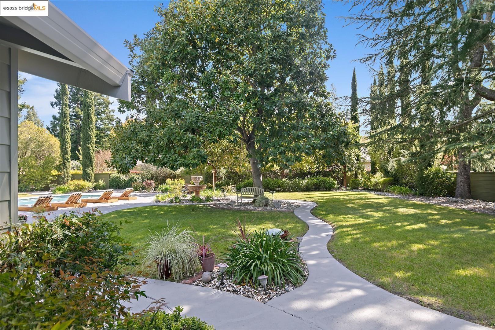 151 Bolla Ave