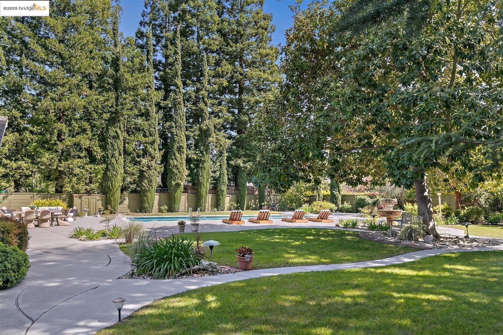 151 Bolla Ave