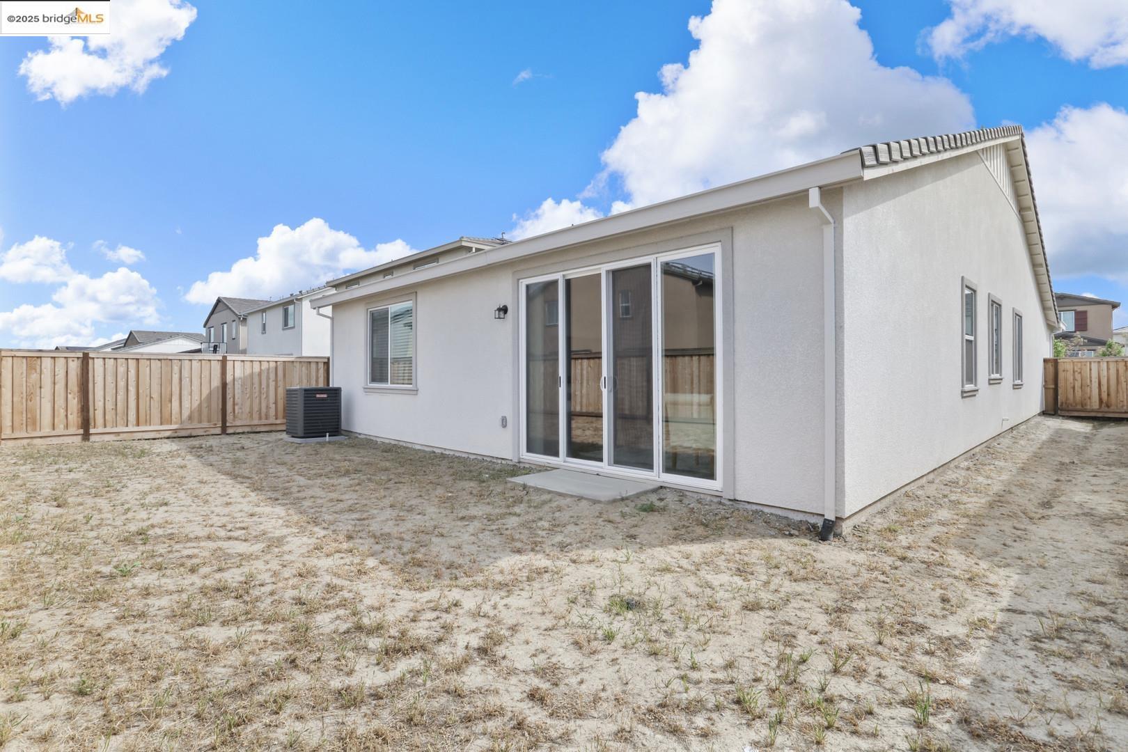Detail Gallery Image 32 of 32 For 6819 Saint Elias Way, Stockton,  CA 95219 - 4 Beds | 2 Baths