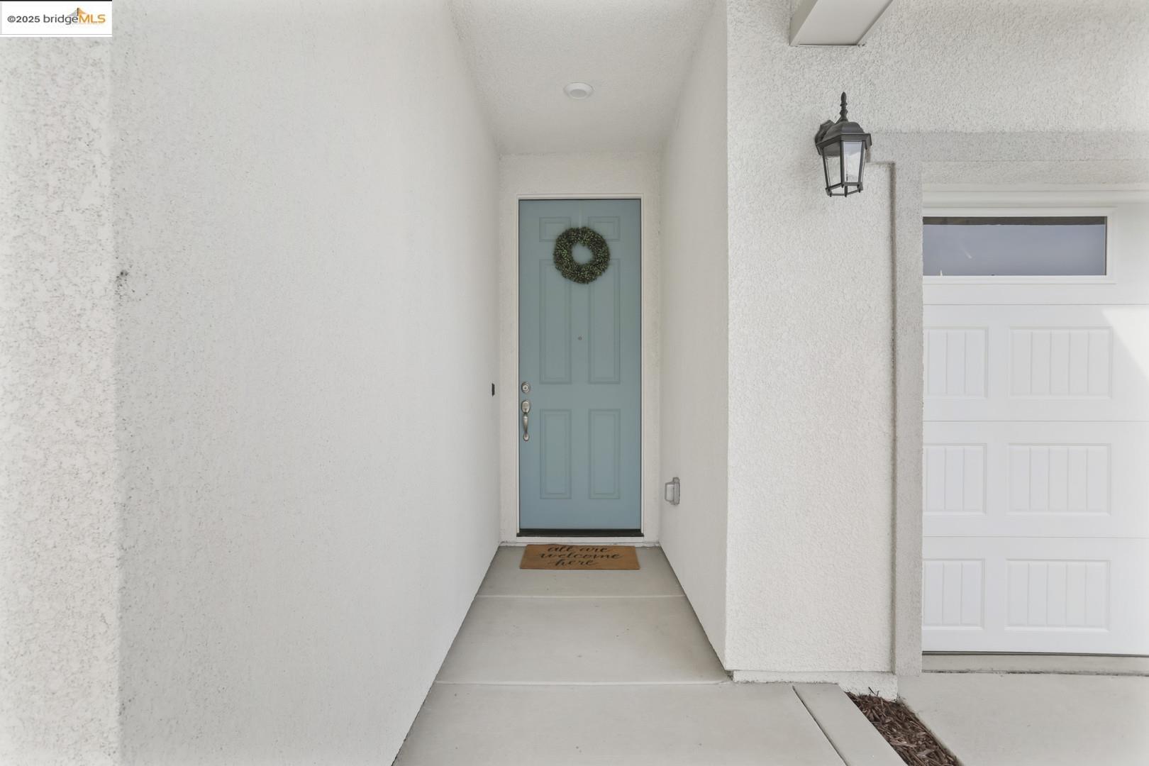 Detail Gallery Image 5 of 32 For 6819 Saint Elias Way, Stockton,  CA 95219 - 4 Beds | 2 Baths