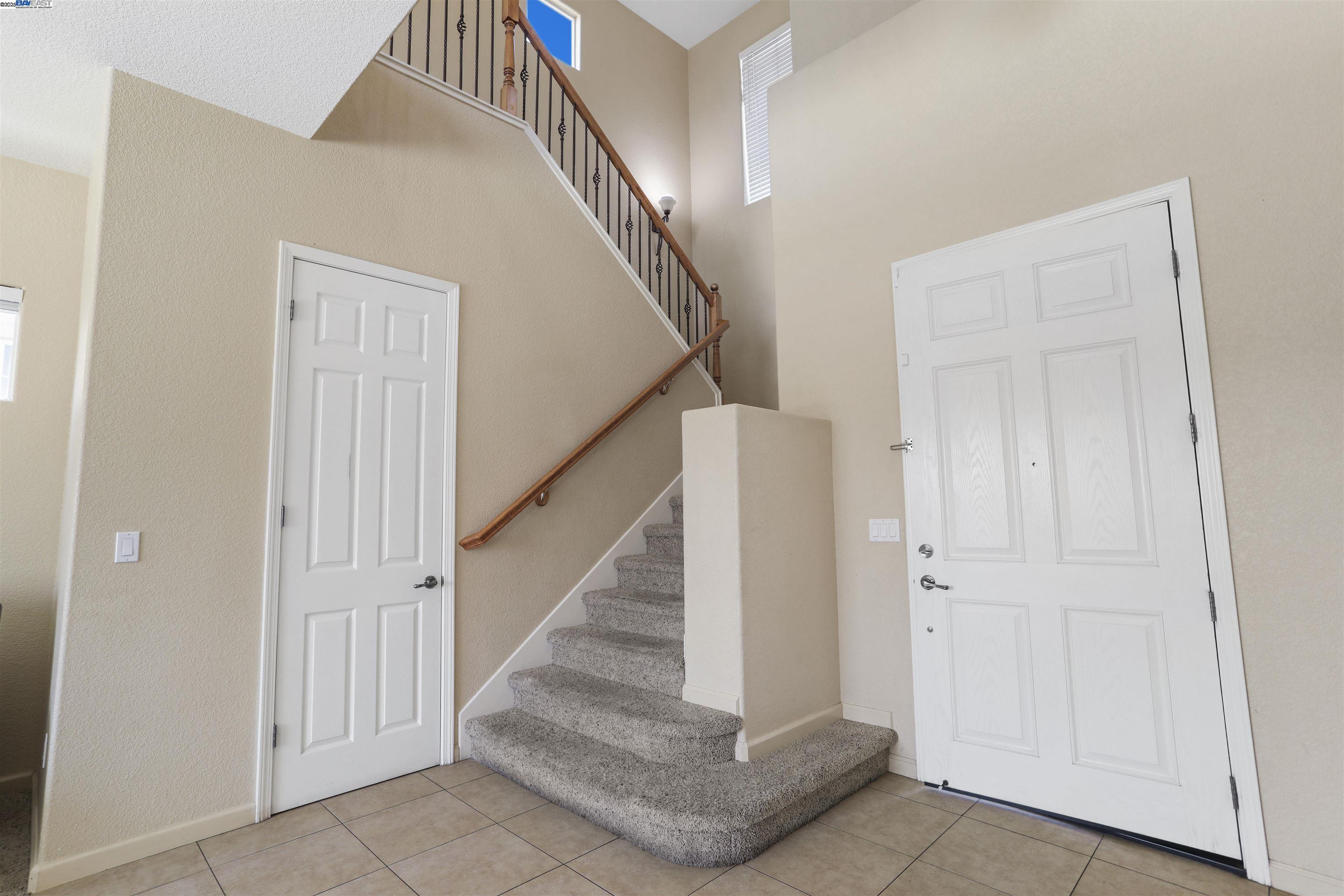 Detail Gallery Image 20 of 43 For 2156 Capistrano, Manteca,  CA 95337 - 5 Beds | 3/1 Baths