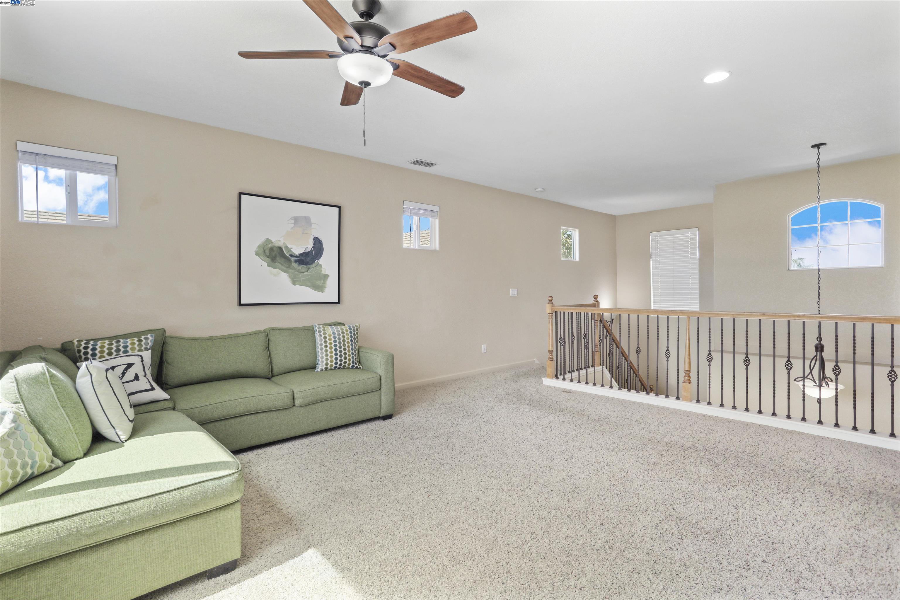 Detail Gallery Image 22 of 43 For 2156 Capistrano, Manteca,  CA 95337 - 5 Beds | 3/1 Baths