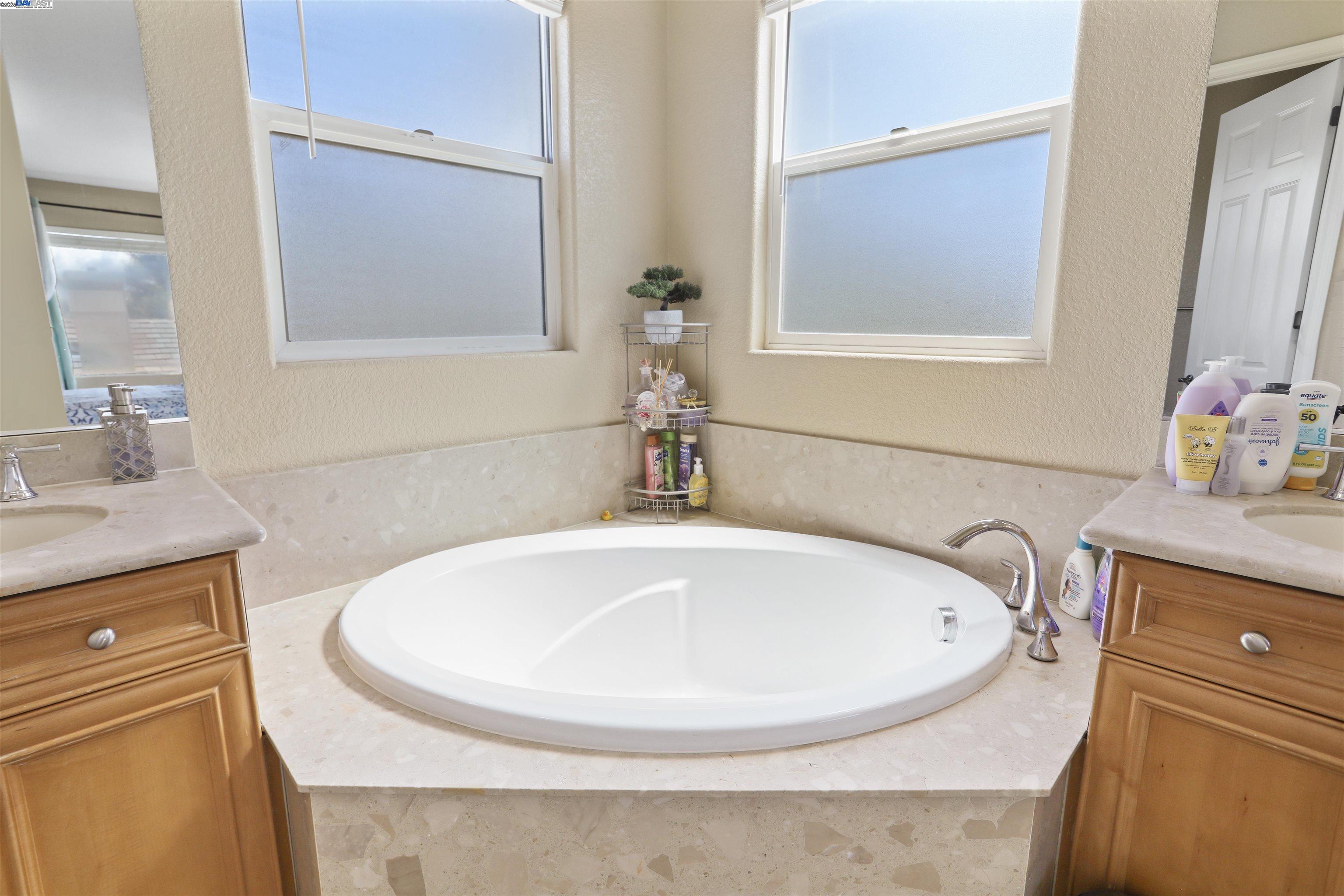 Detail Gallery Image 36 of 43 For 2156 Capistrano, Manteca,  CA 95337 - 5 Beds | 3/1 Baths