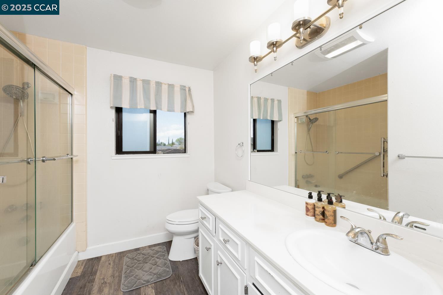 Detail Gallery Image 17 of 29 For 8715 Eastwood Ct, Stockton,  CA 95209 - 4 Beds | 2/1 Baths