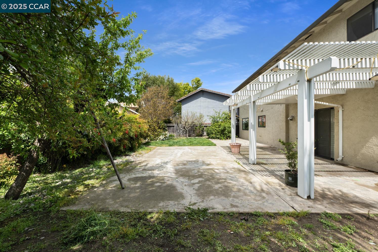 Detail Gallery Image 27 of 29 For 8715 Eastwood Ct, Stockton,  CA 95209 - 4 Beds | 2/1 Baths