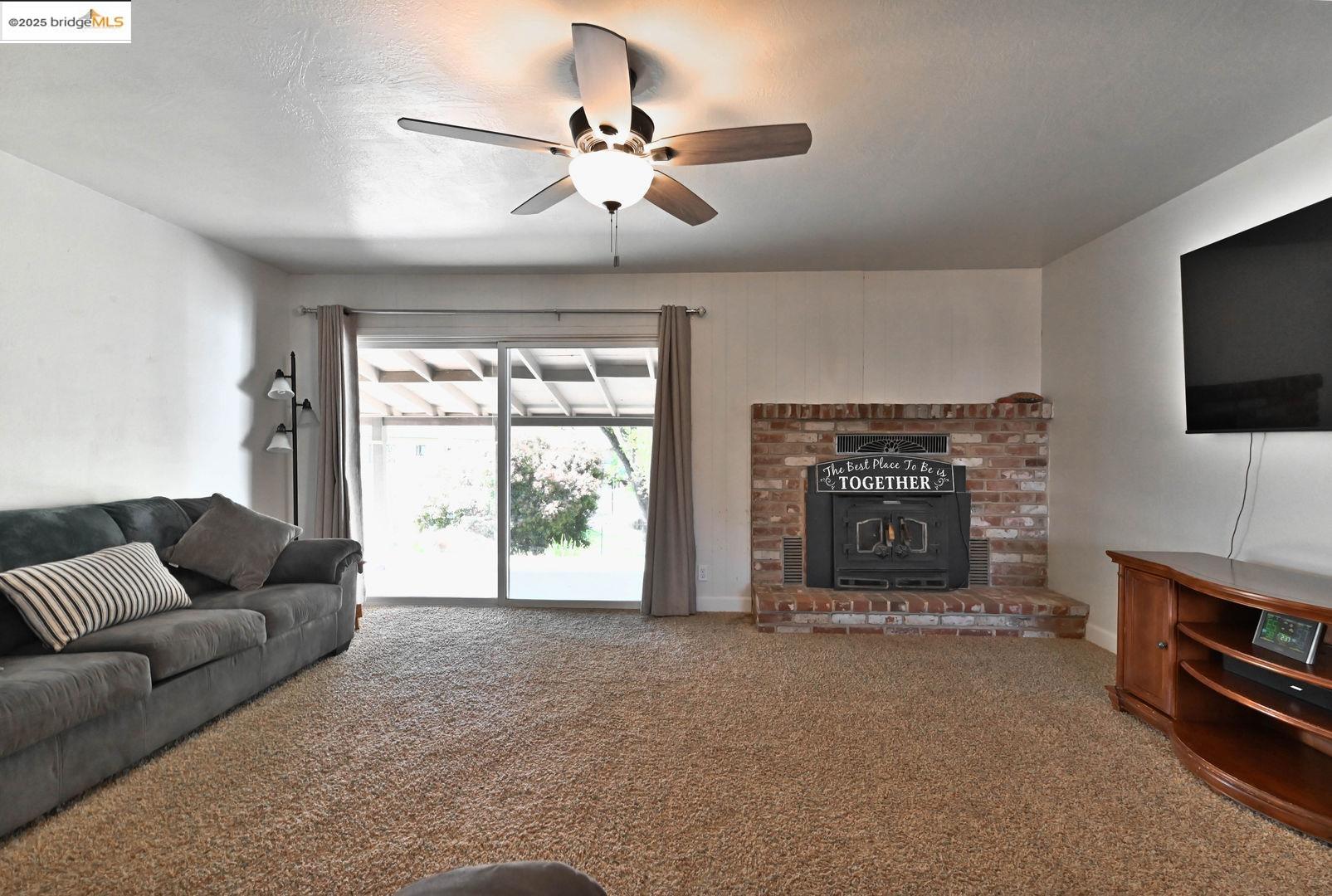 Detail Gallery Image 12 of 60 For 464 San Joaquin Ave, Angels Camp,  CA 95222 - 4 Beds | 2 Baths