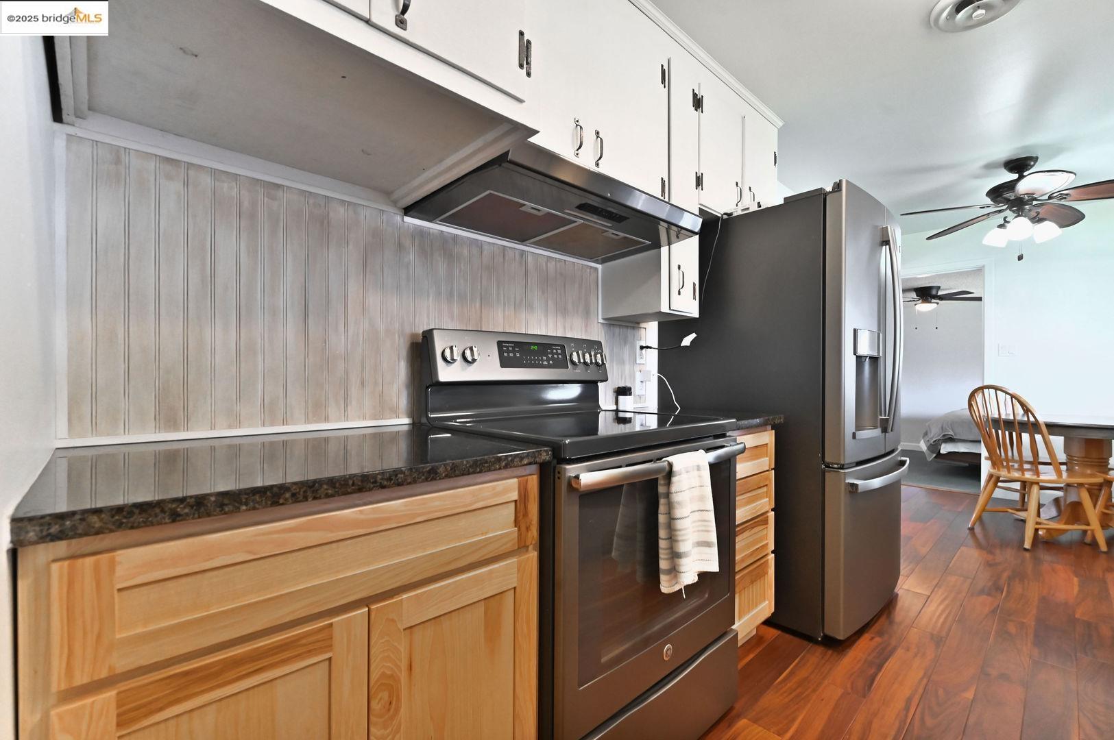 Detail Gallery Image 4 of 60 For 464 San Joaquin Ave, Angels Camp,  CA 95222 - 4 Beds | 2 Baths