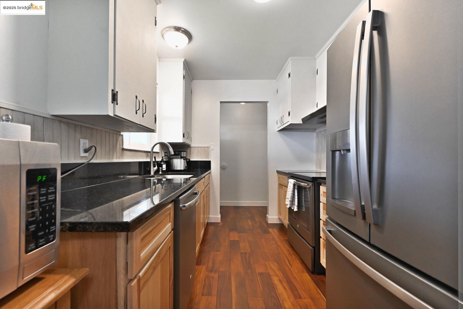 Detail Gallery Image 6 of 60 For 464 San Joaquin Ave, Angels Camp,  CA 95222 - 4 Beds | 2 Baths