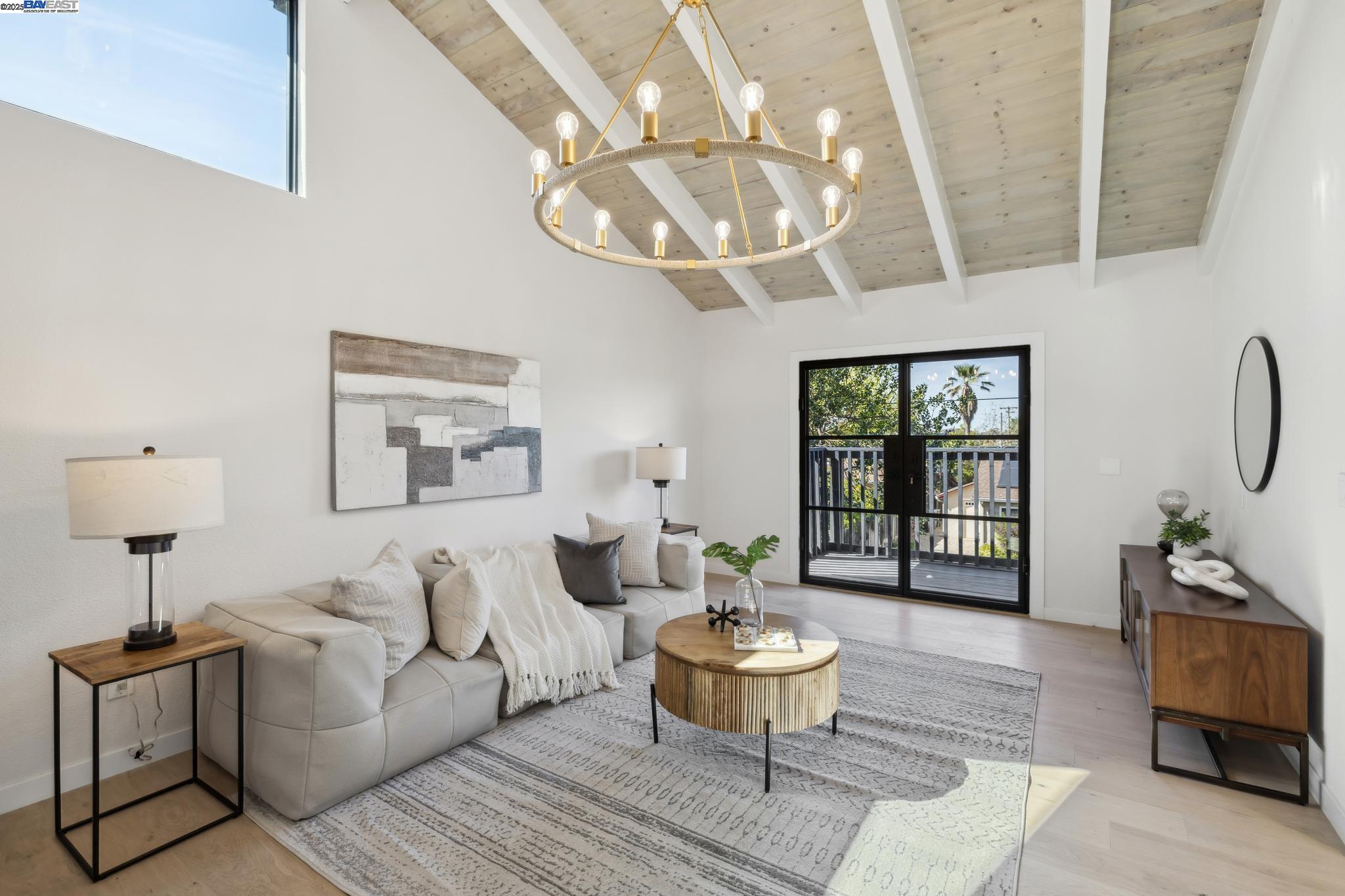 Detail Gallery Image 20 of 60 For 969 Kennard Way, Sunnyvale,  CA 94087 - 4 Beds | 4 Baths