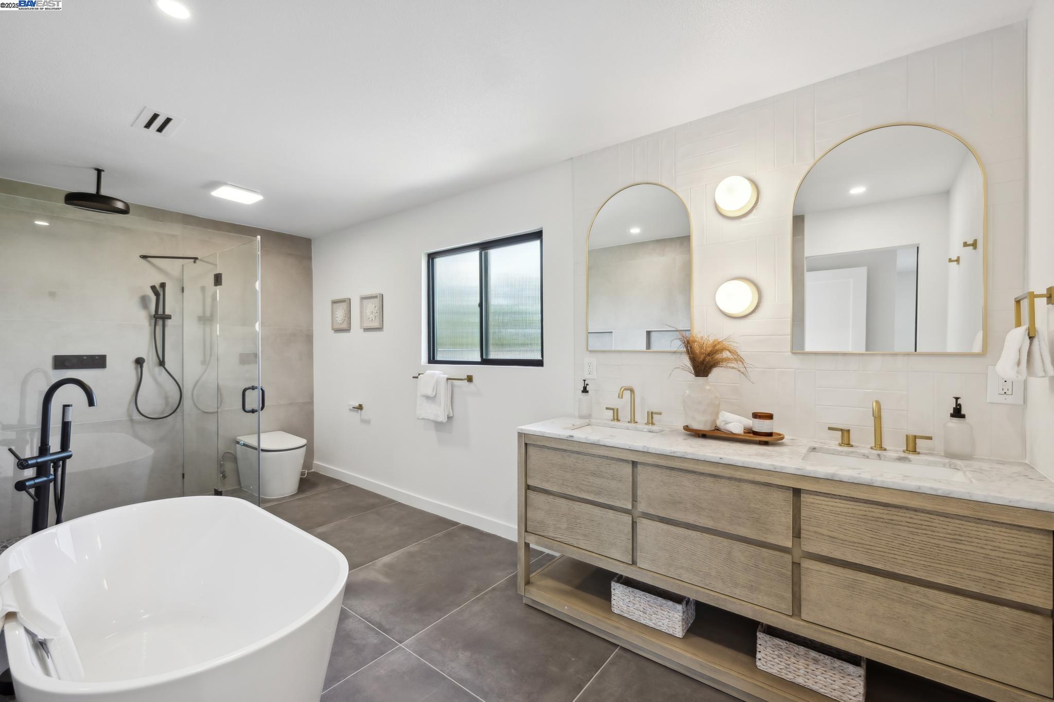 Detail Gallery Image 30 of 60 For 969 Kennard Way, Sunnyvale,  CA 94087 - 4 Beds | 4 Baths