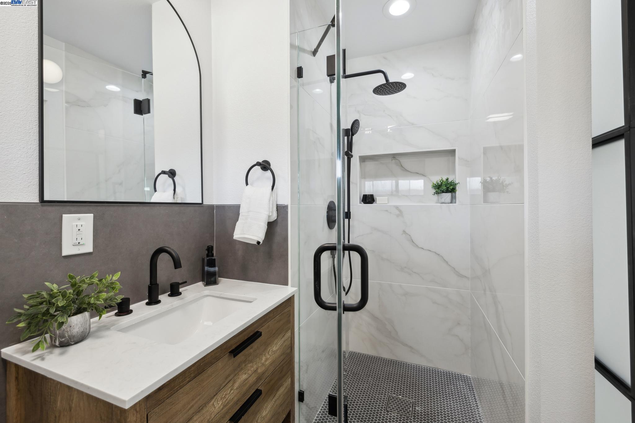 Detail Gallery Image 39 of 60 For 969 Kennard Way, Sunnyvale,  CA 94087 - 4 Beds | 4 Baths