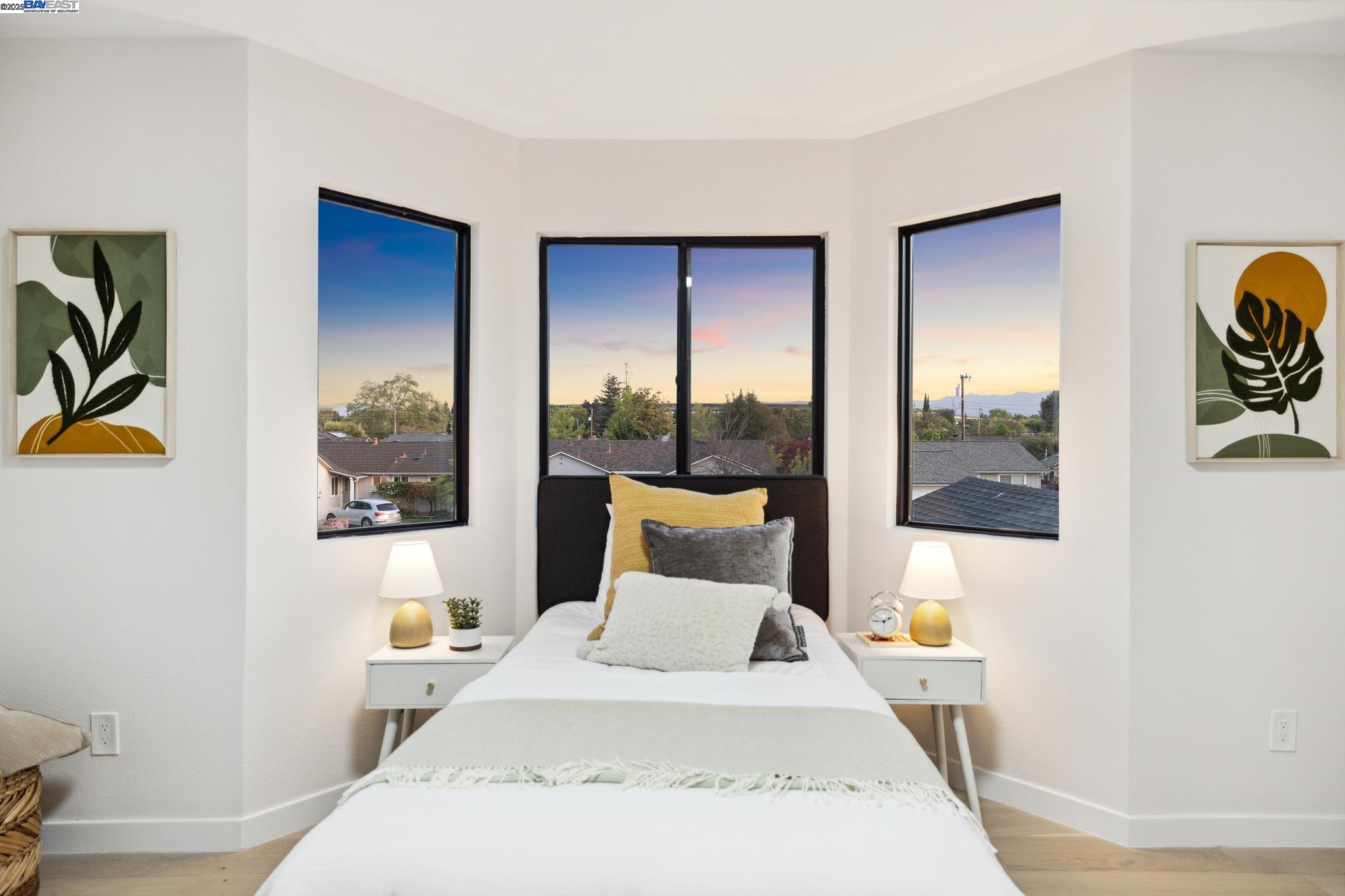 Detail Gallery Image 45 of 60 For 969 Kennard Way, Sunnyvale,  CA 94087 - 4 Beds | 4 Baths