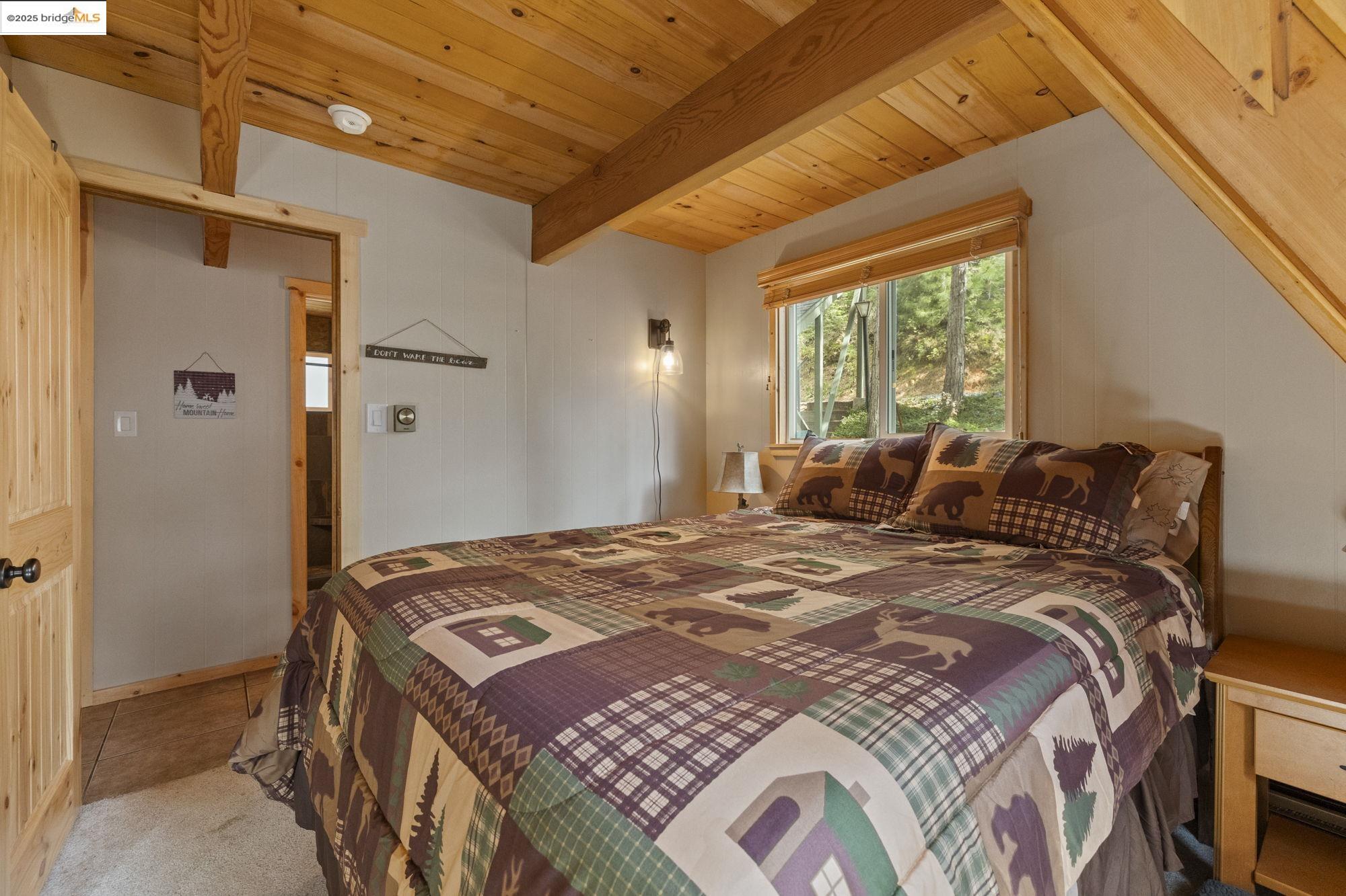 Detail Gallery Image 16 of 45 For 24182 Paipu, Mi Wuk Village,  CA 95346 - 3 Beds | 2/1 Baths