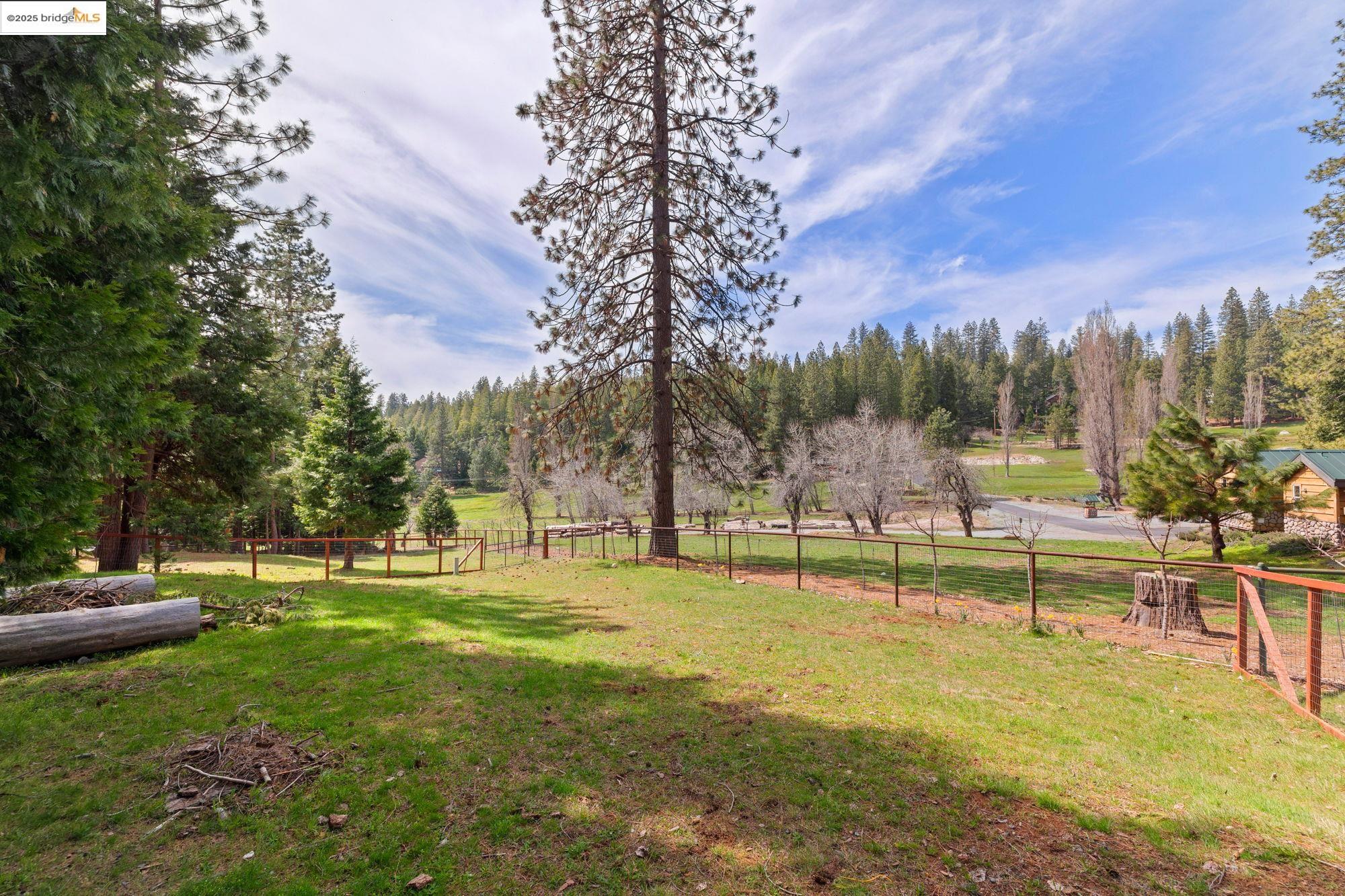 Detail Gallery Image 37 of 45 For 24182 Paipu, Mi Wuk Village,  CA 95346 - 3 Beds | 2/1 Baths