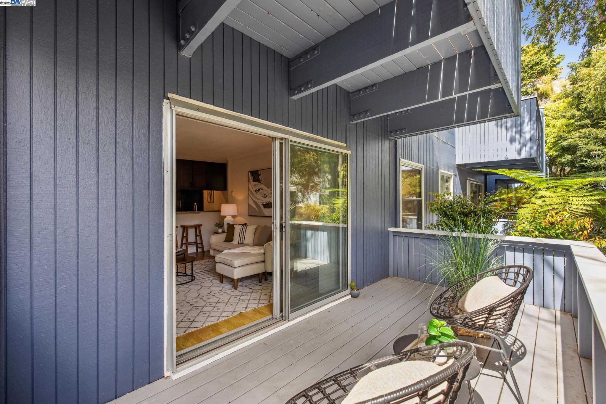 141 Piccadilly Pl # B, San Bruno, California 94066, 1 Bedroom Bedrooms, 3 Rooms Rooms,1 BathroomBathrooms,Residential,For Sale,141 Piccadilly Pl # B,41093156