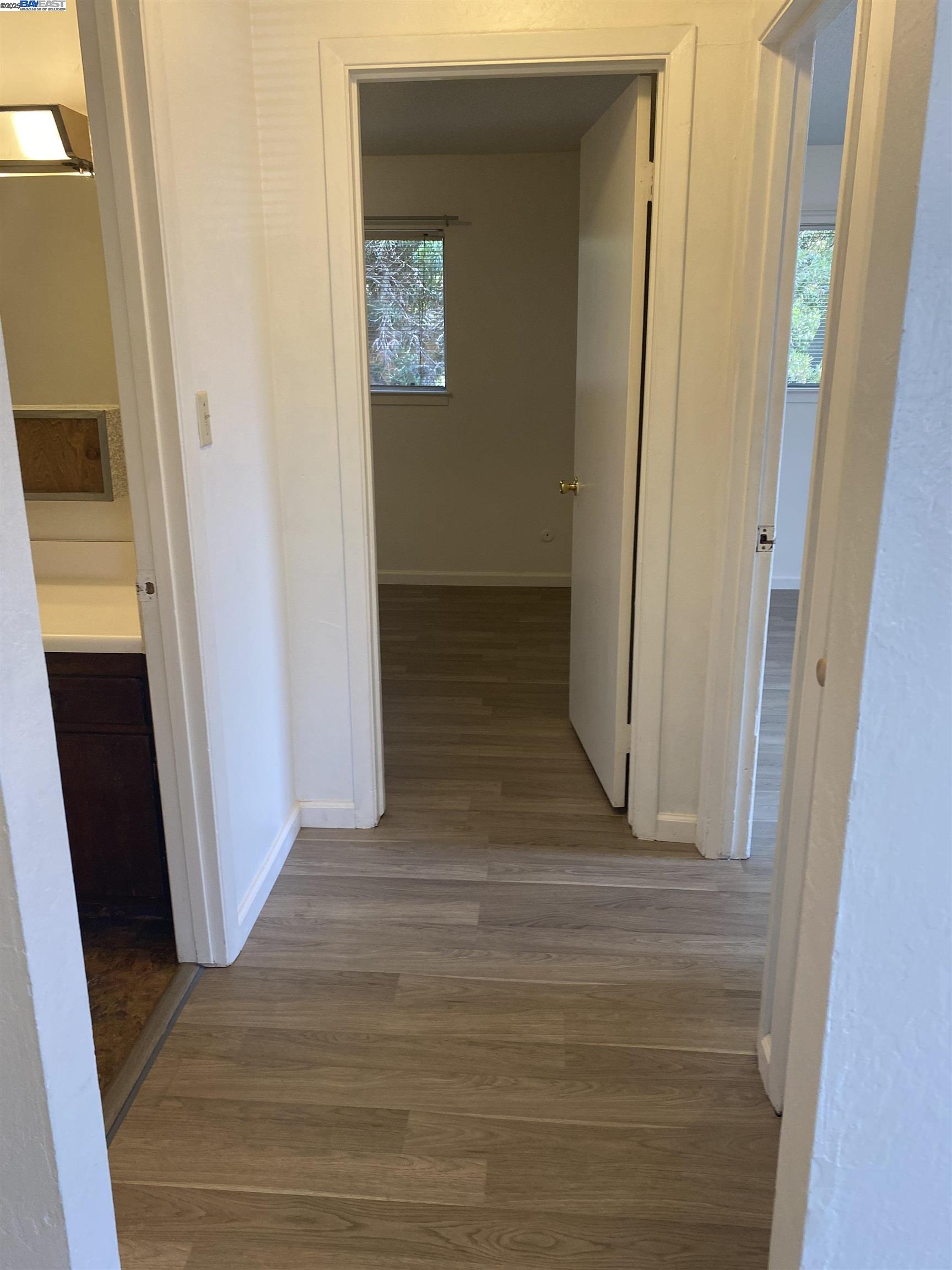 Detail Gallery Image 12 of 17 For 910 F, Davis,  CA 95616 - 2 Beds | 1 Baths