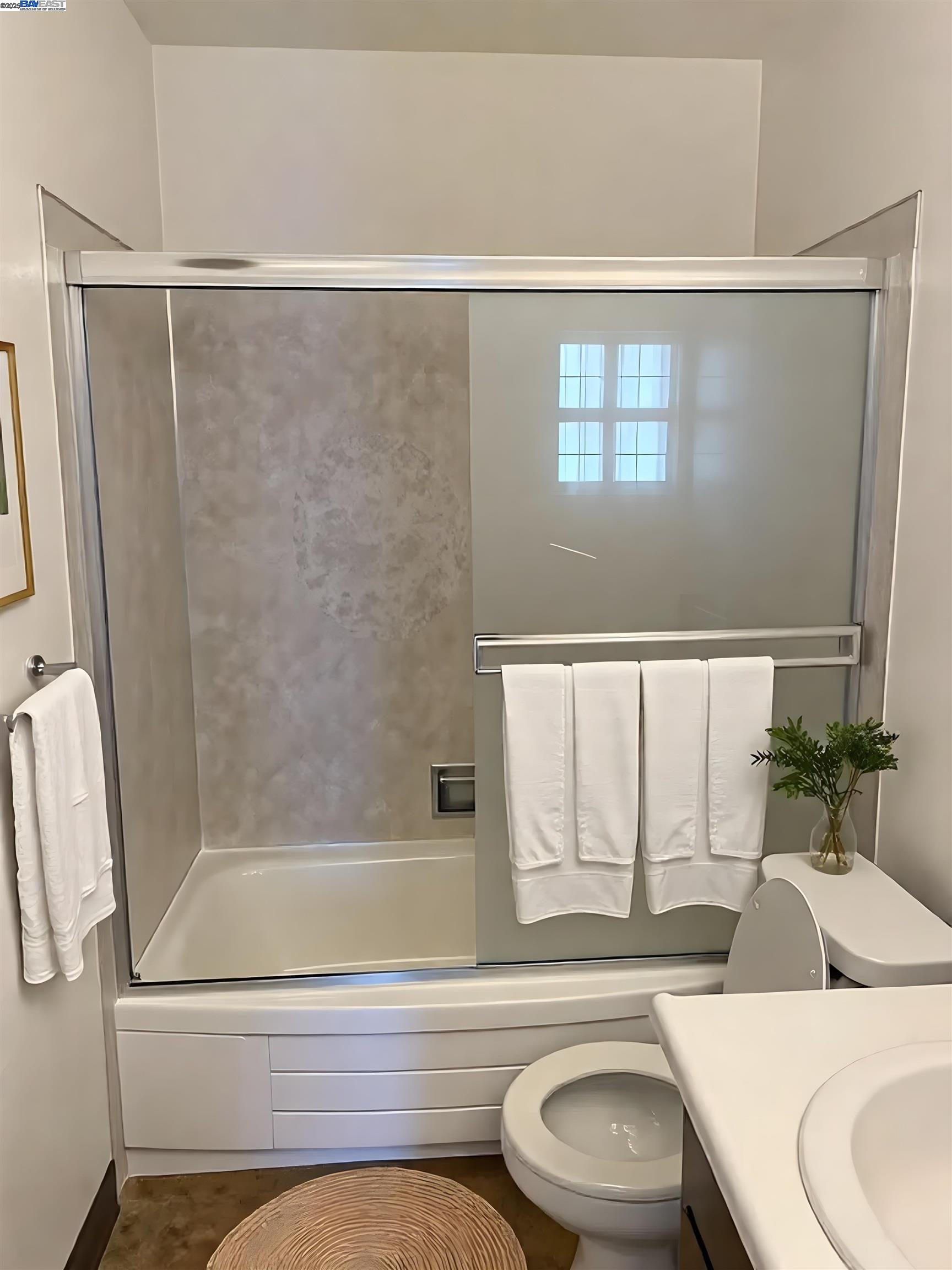 Detail Gallery Image 13 of 17 For 910 F, Davis,  CA 95616 - 2 Beds | 1 Baths