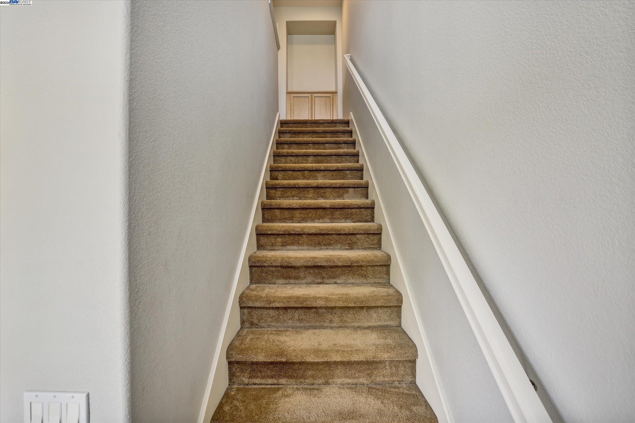 Detail Gallery Image 28 of 53 For 140 Selby Ln #4,  Livermore,  CA 94551 - 3 Beds | 3/1 Baths