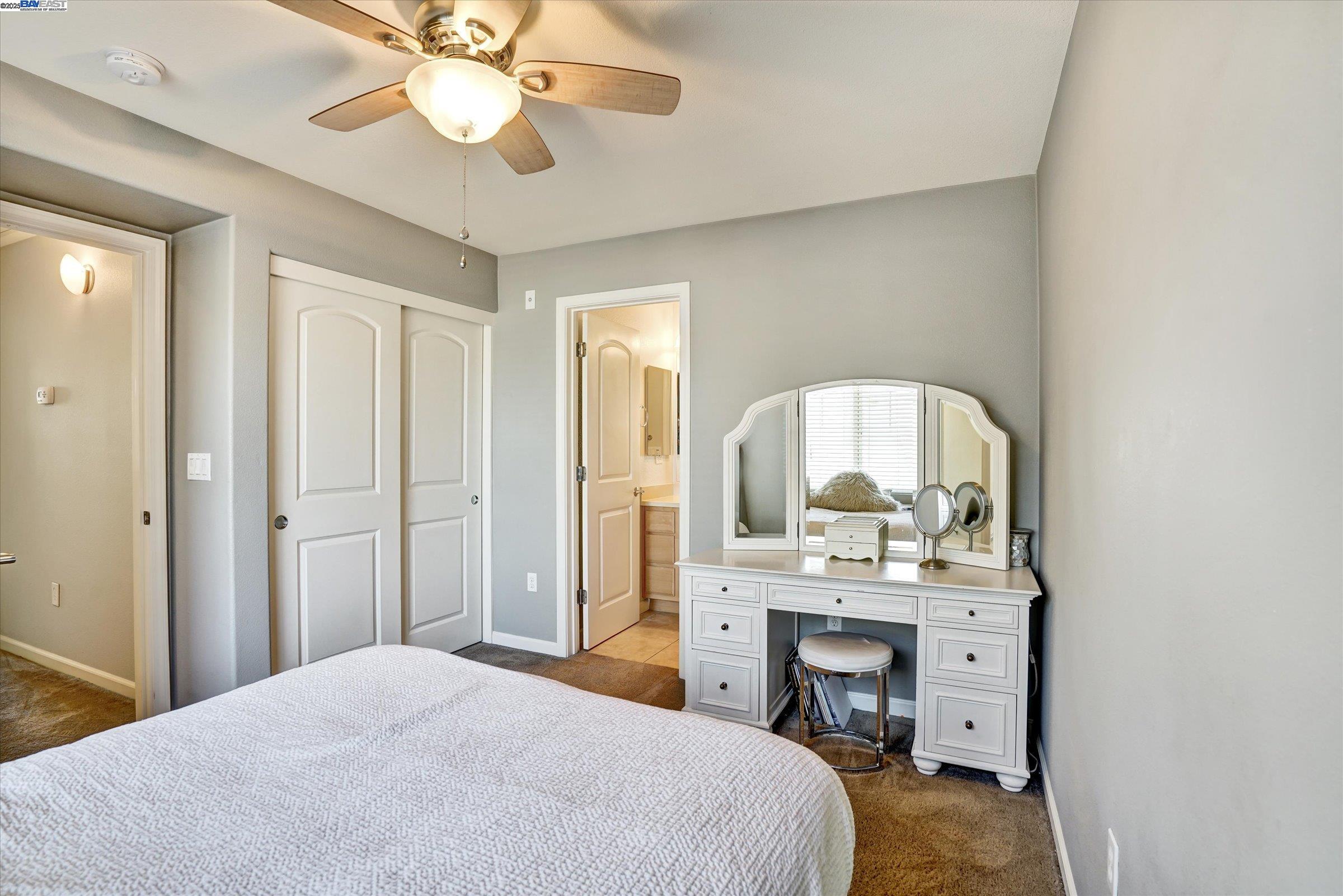 Detail Gallery Image 38 of 53 For 140 Selby Ln #4,  Livermore,  CA 94551 - 3 Beds | 3/1 Baths