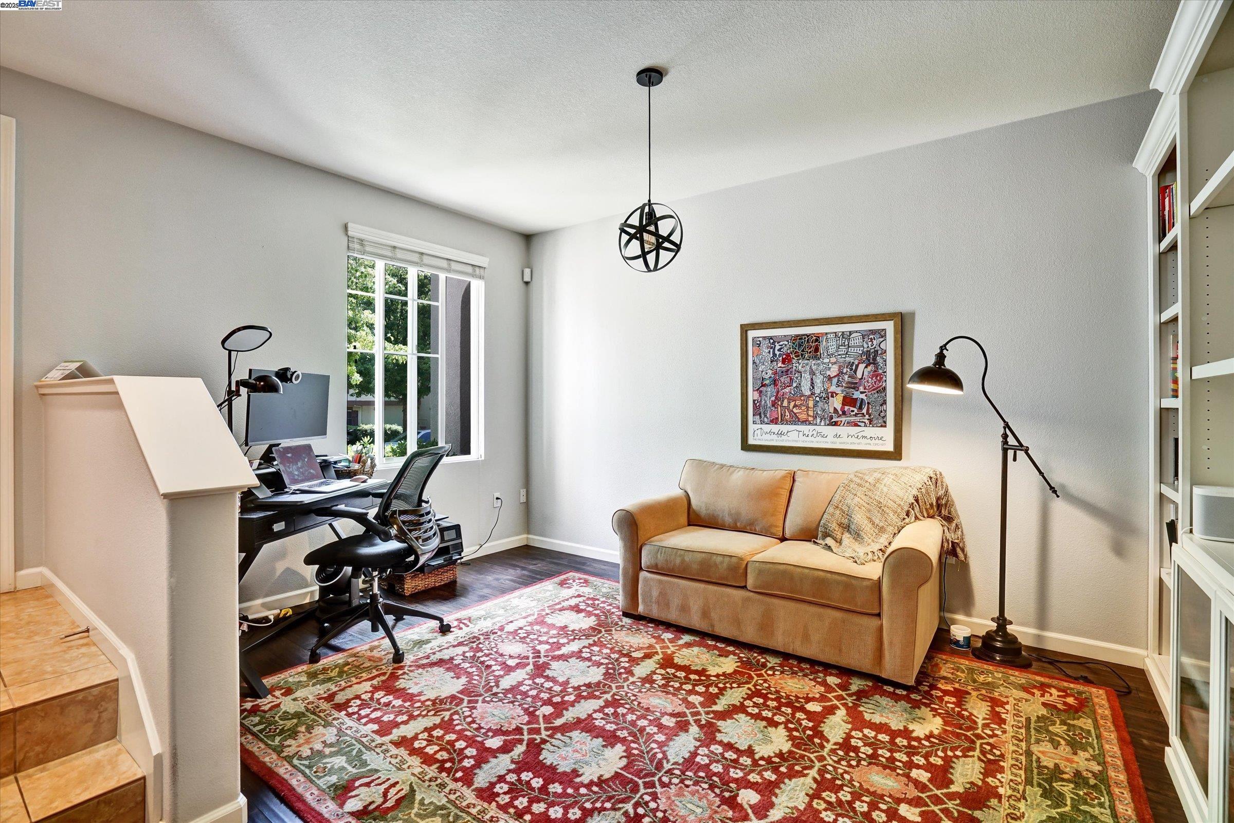 Detail Gallery Image 6 of 53 For 140 Selby Ln #4,  Livermore,  CA 94551 - 3 Beds | 3/1 Baths