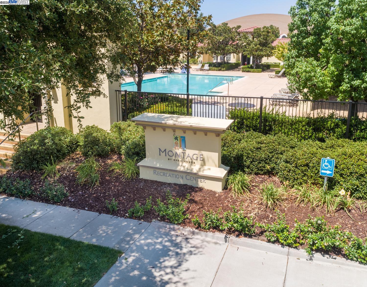 Detail Gallery Image 53 of 53 For 140 Selby Ln #4,  Livermore,  CA 94551 - 3 Beds | 3/1 Baths