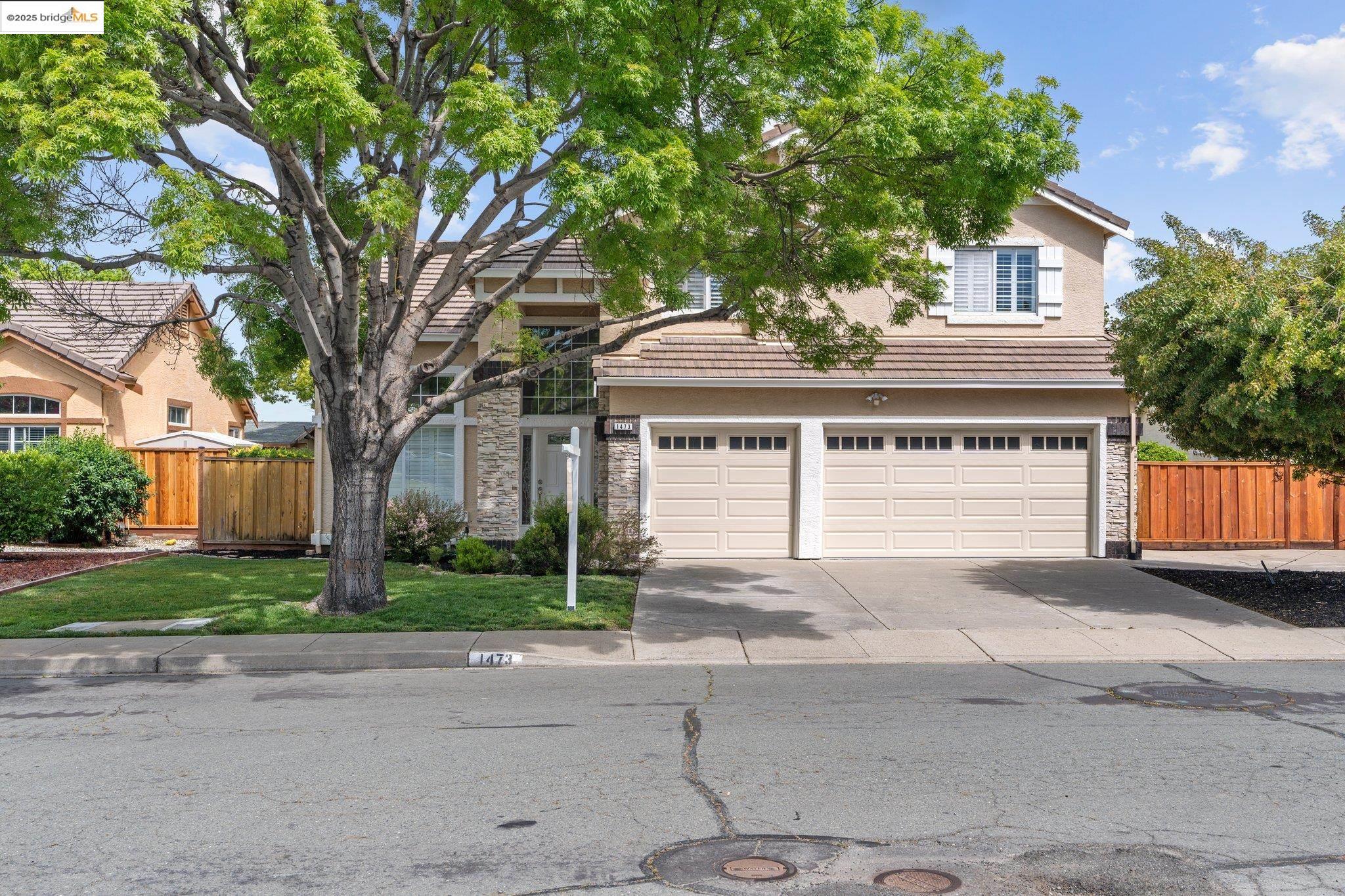 Detail Gallery Image 1 of 1 For 1473 Autumnwind Ct, Pittsburg,  CA 94565 - 4 Beds | 3 Baths