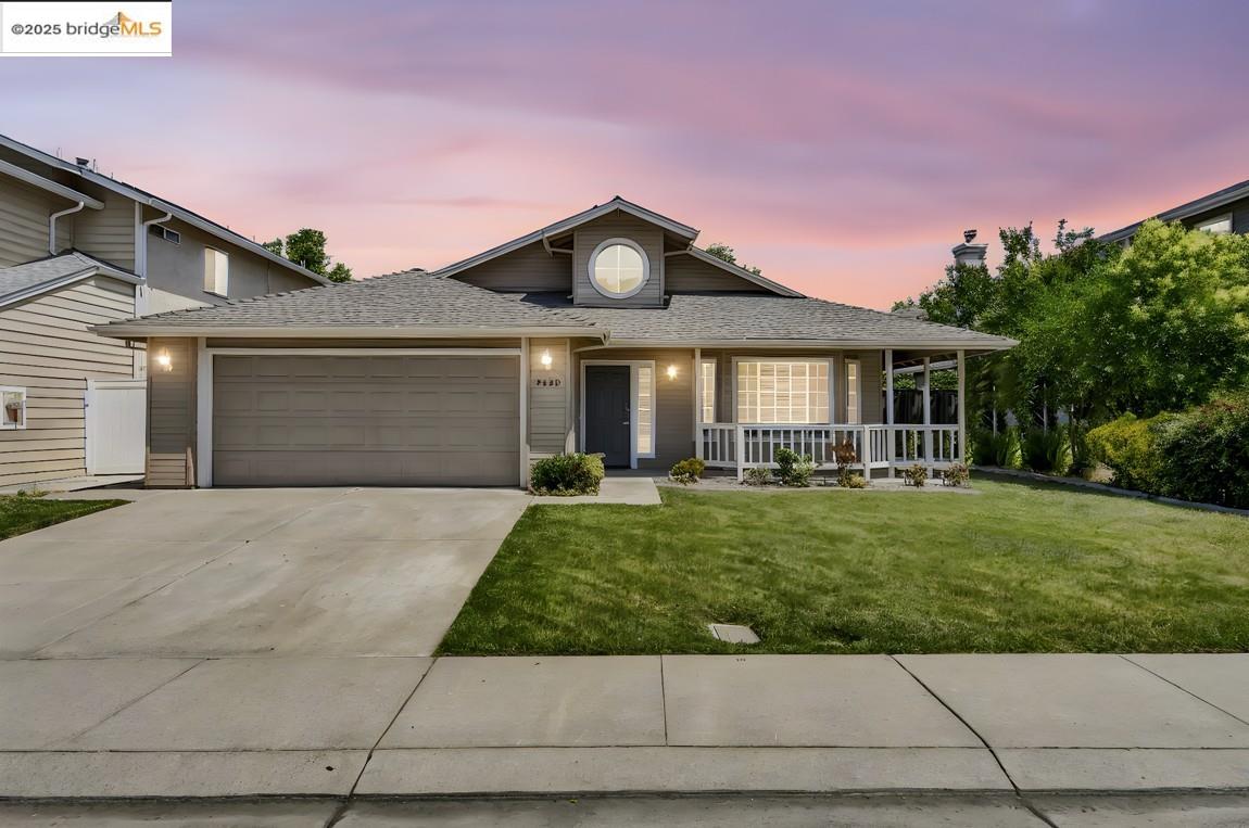 Detail Gallery Image 1 of 1 For 9438 Tuscany Circle, Stockton,  CA 95207-9999 - 3 Beds | 2 Baths