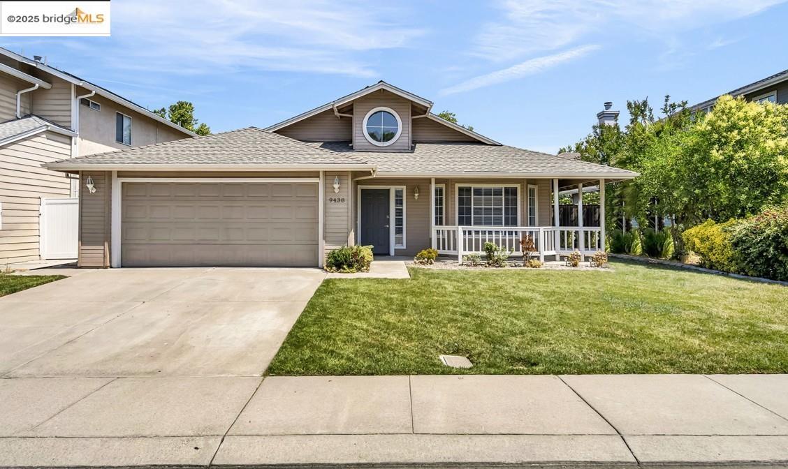 Detail Gallery Image 2 of 29 For 9438 Tuscany Circle, Stockton,  CA 95207-9999 - 3 Beds | 2 Baths