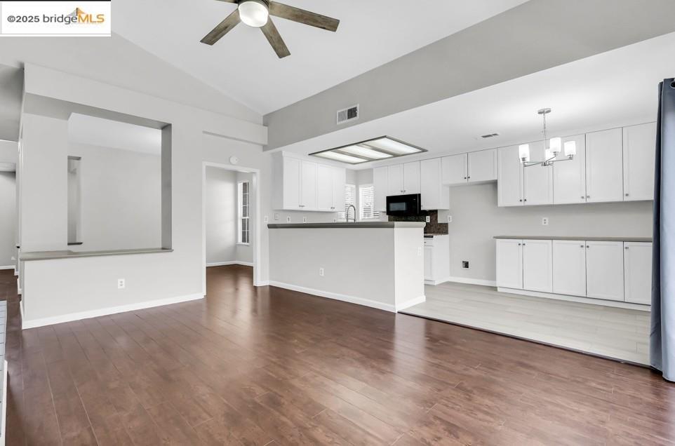 Detail Gallery Image 11 of 29 For 9438 Tuscany Circle, Stockton,  CA 95207-9999 - 3 Beds | 2 Baths