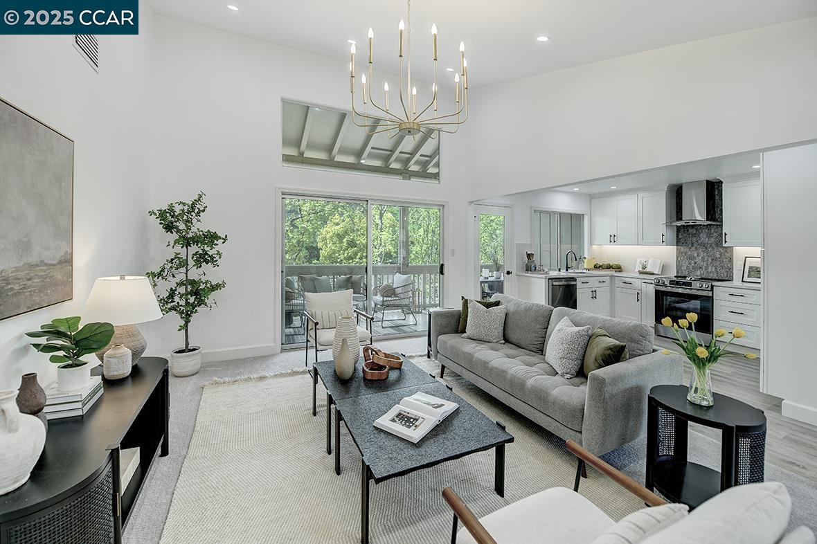 Detail Gallery Image 3 of 57 For 2175 Cactus Ct #3,  Walnut Creek,  CA 94595 - 2 Beds | 2 Baths