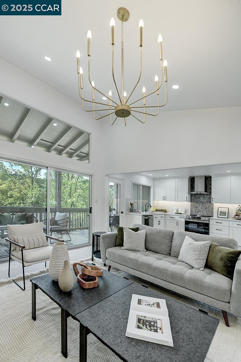 Detail Gallery Image 4 of 57 For 2175 Cactus Ct #3,  Walnut Creek,  CA 94595 - 2 Beds | 2 Baths