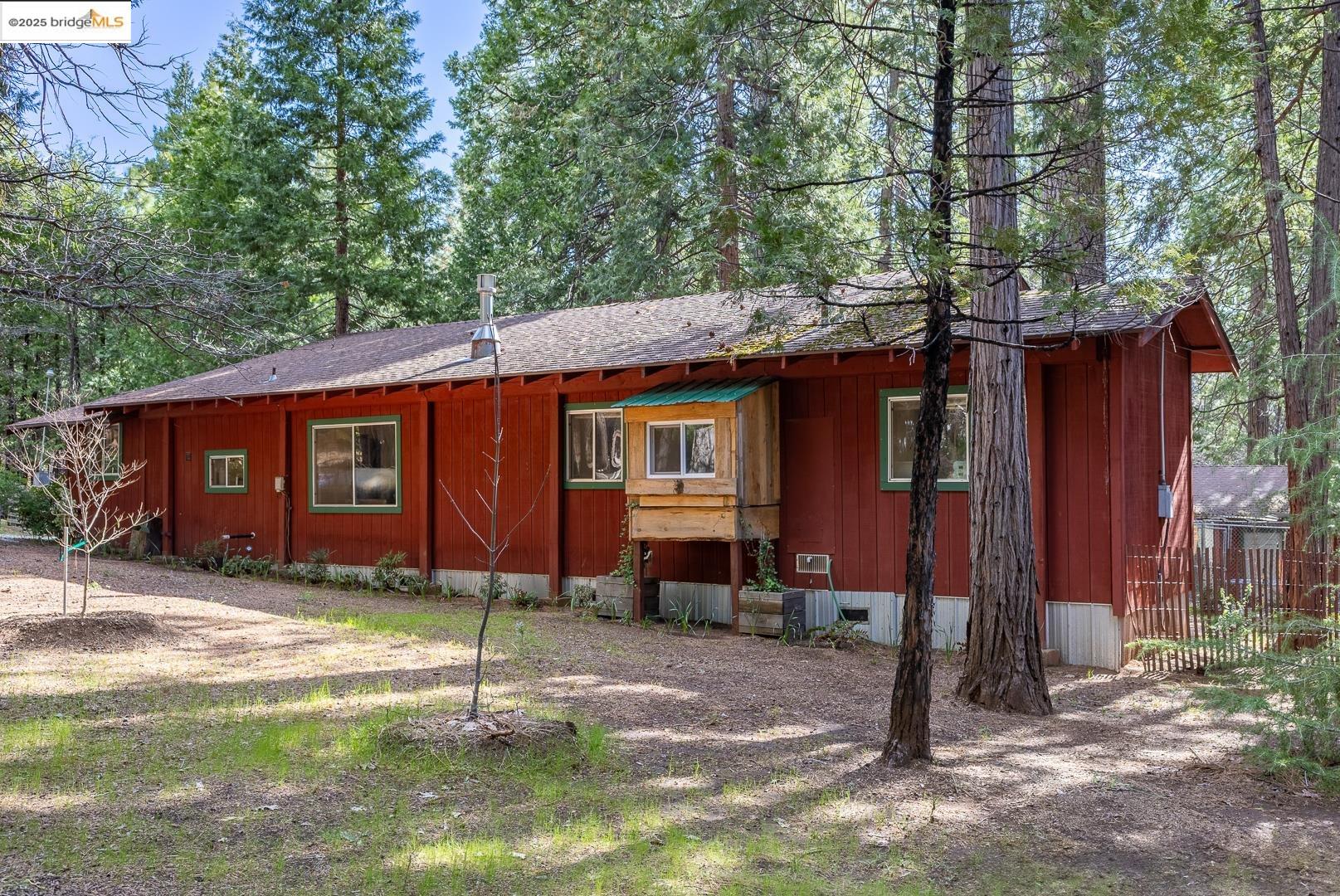 Detail Gallery Image 4 of 36 For 19979 Mountain Misery Rd, Twain Harte,  CA 95383 - – Beds | – Baths