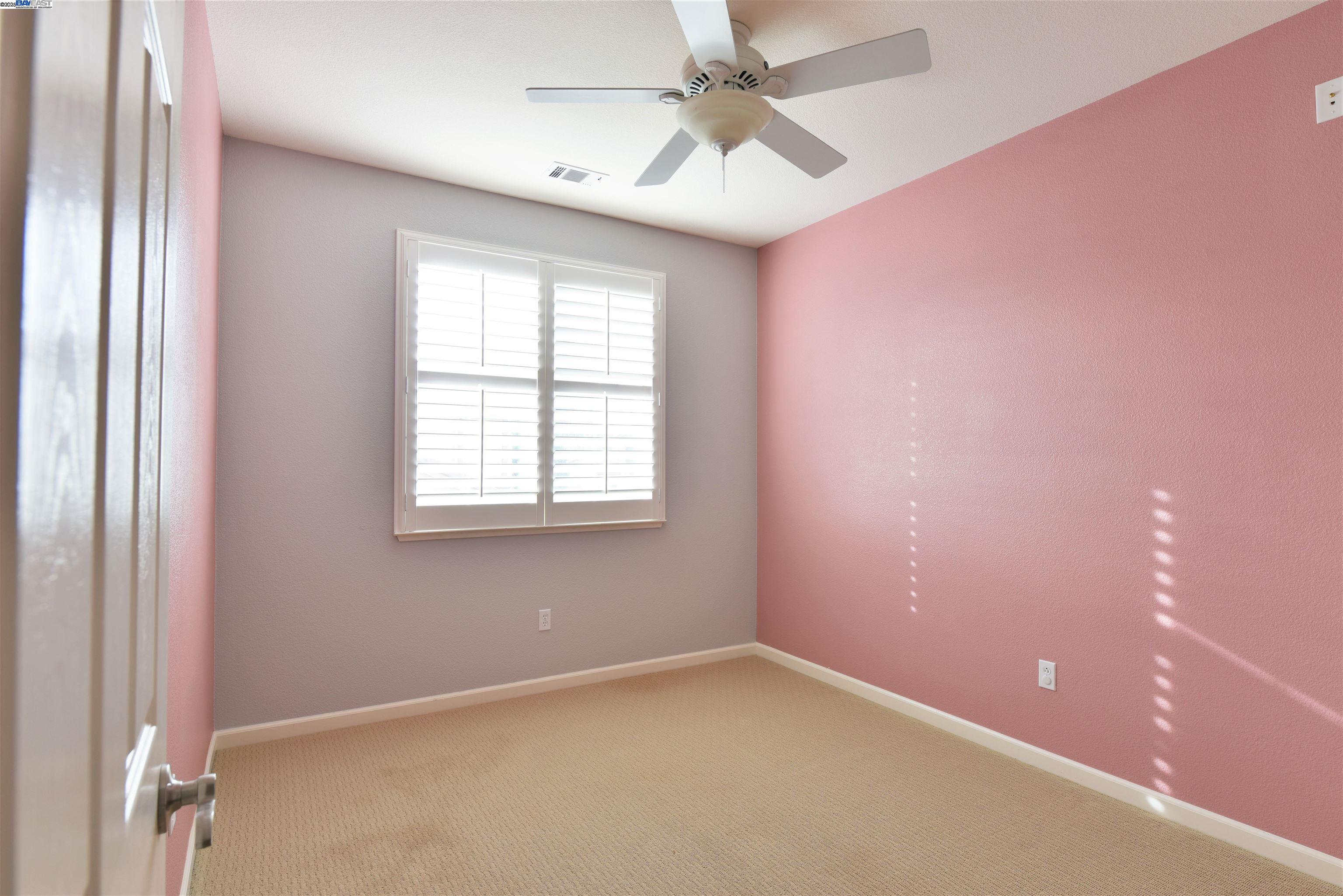 Detail Gallery Image 11 of 16 For 35 Belize Ct, Tracy,  CA 95377 - 5 Beds | 3 Baths