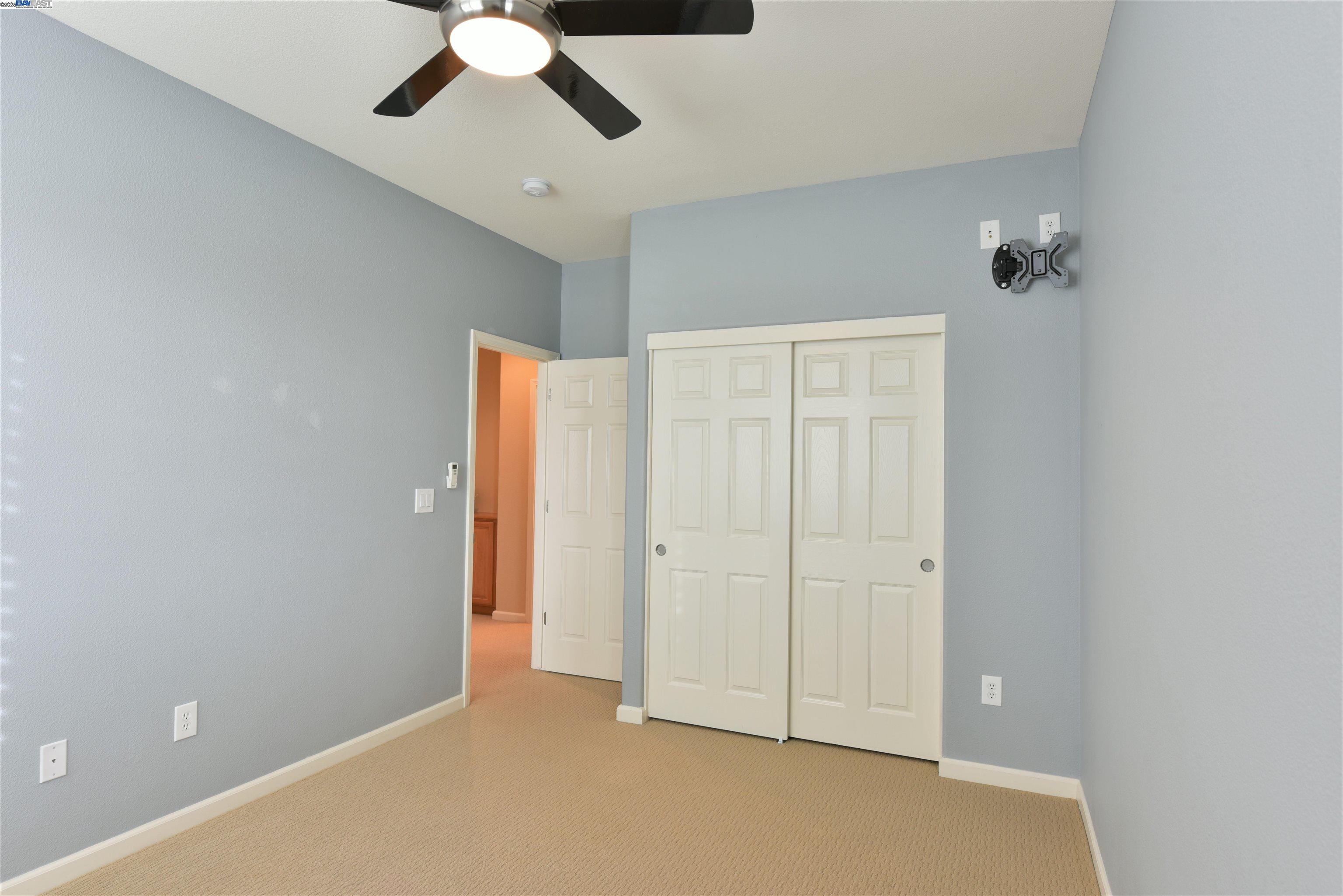 Detail Gallery Image 13 of 16 For 35 Belize Ct, Tracy,  CA 95377 - 5 Beds | 3 Baths