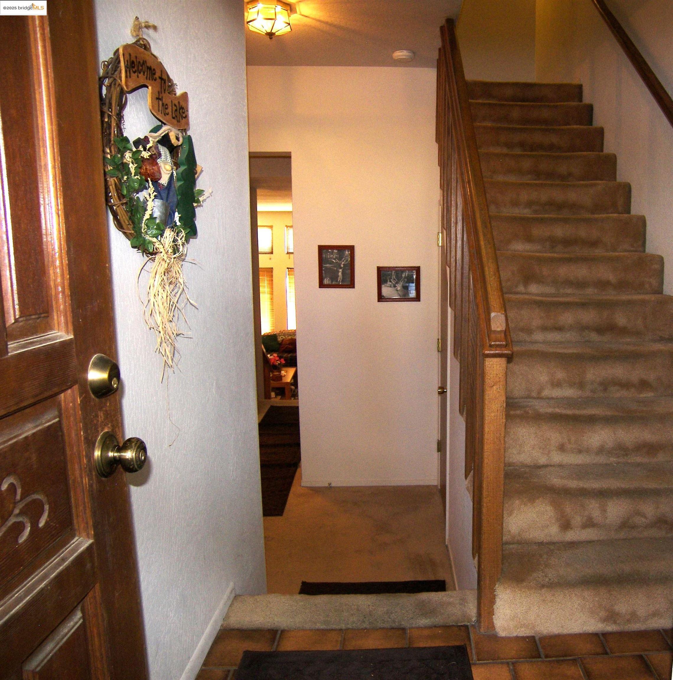Detail Gallery Image 4 of 32 For 12729 Junipero Serra Wy, Groveland,  CA 95321 - 3 Beds | 3 Baths