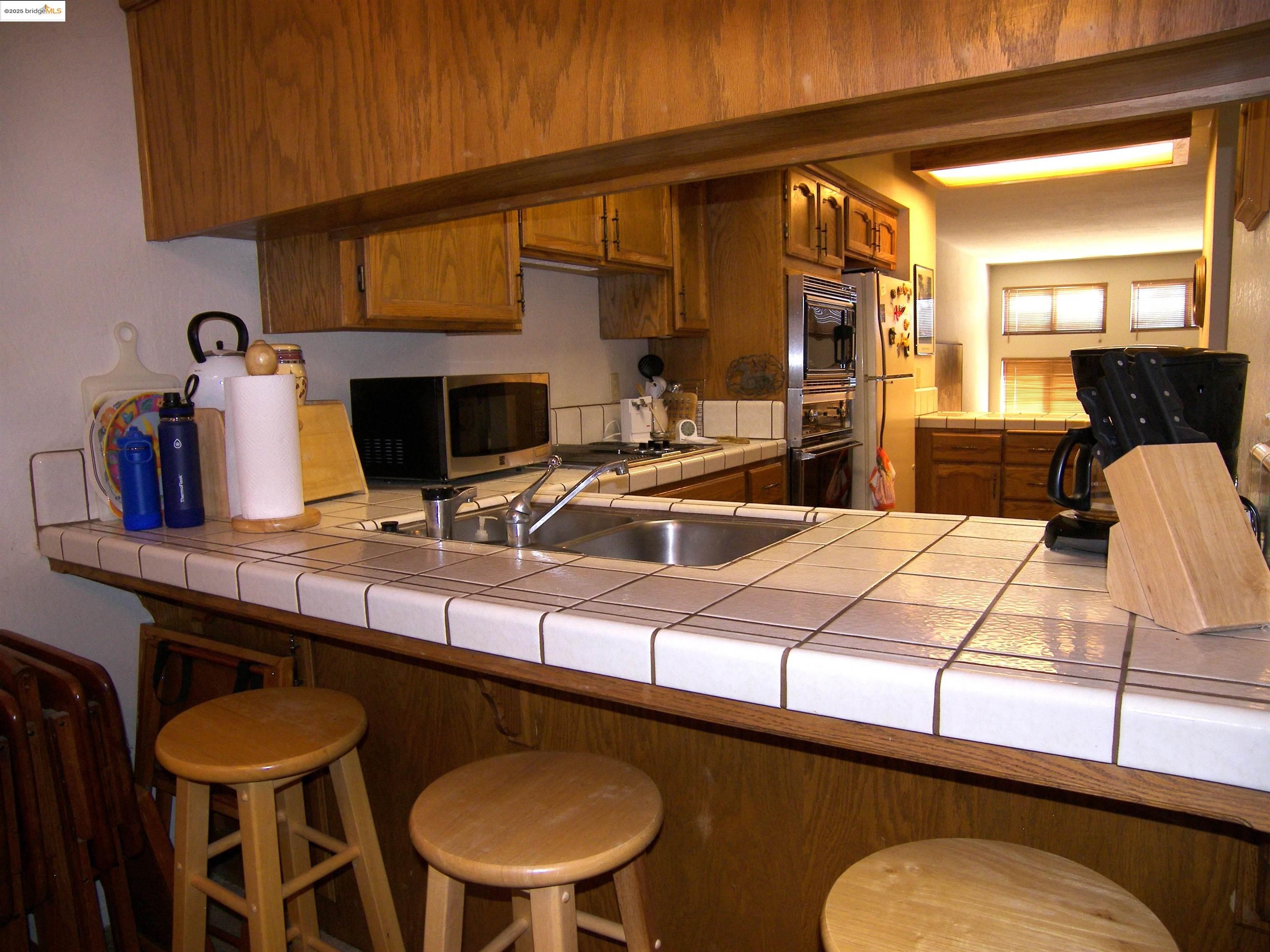 Detail Gallery Image 8 of 32 For 12729 Junipero Serra Wy, Groveland,  CA 95321 - 3 Beds | 3 Baths