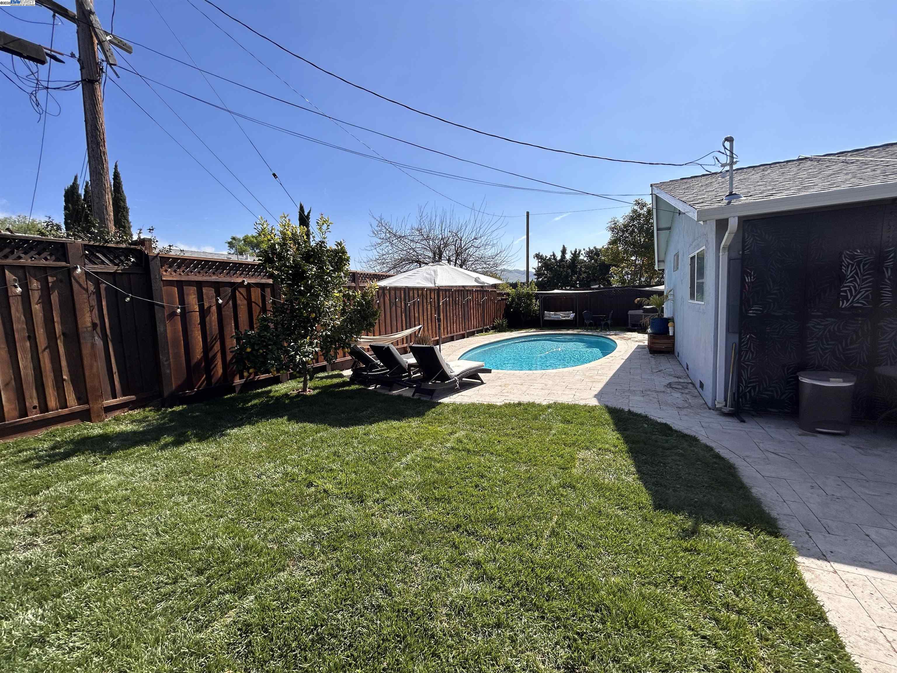Detail Gallery Image 11 of 15 For 5774 Crow Lane, San Jose,  CA 95123 - 3 Beds | 2 Baths