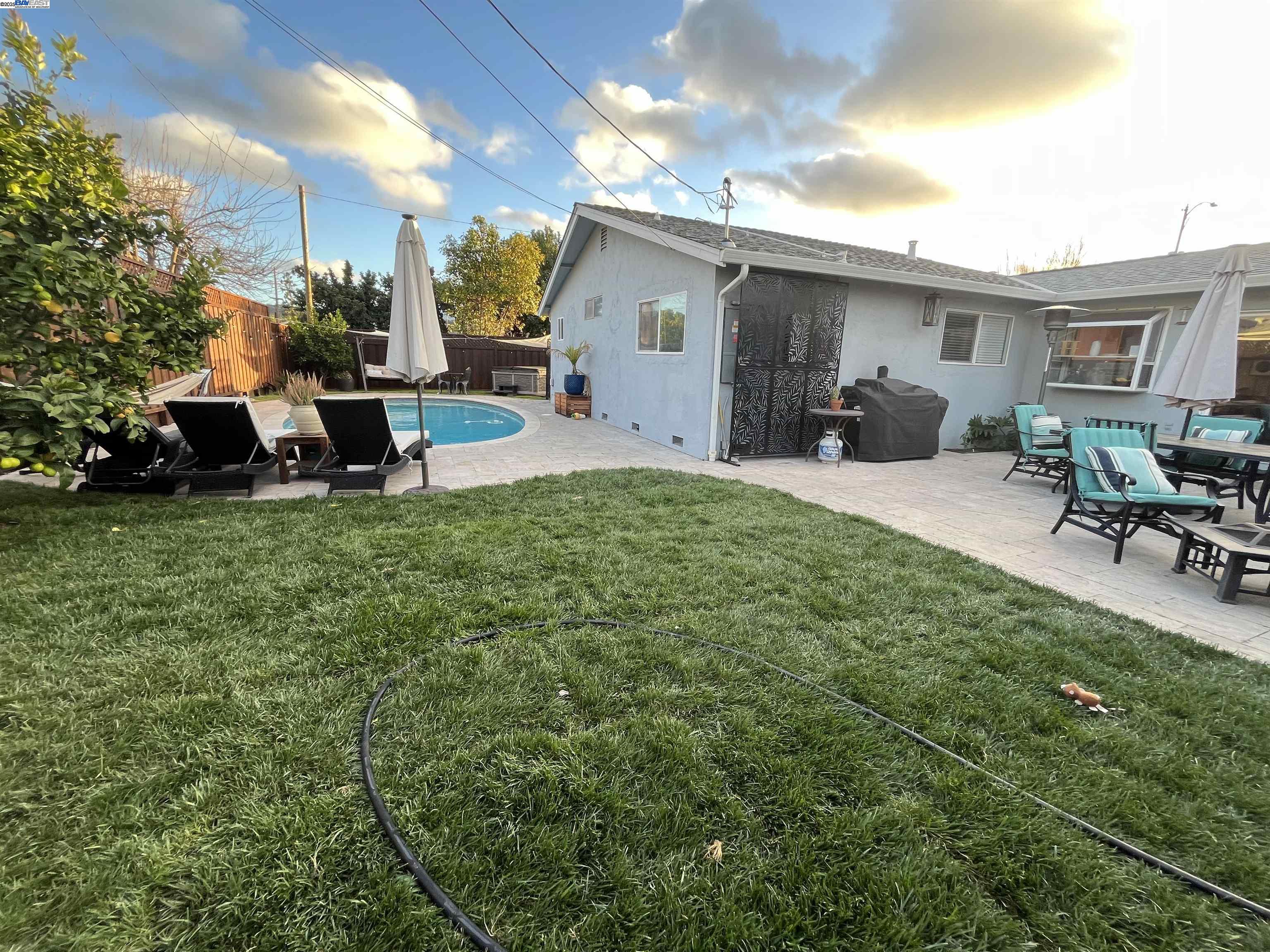 Detail Gallery Image 13 of 15 For 5774 Crow Lane, San Jose,  CA 95123 - 3 Beds | 2 Baths