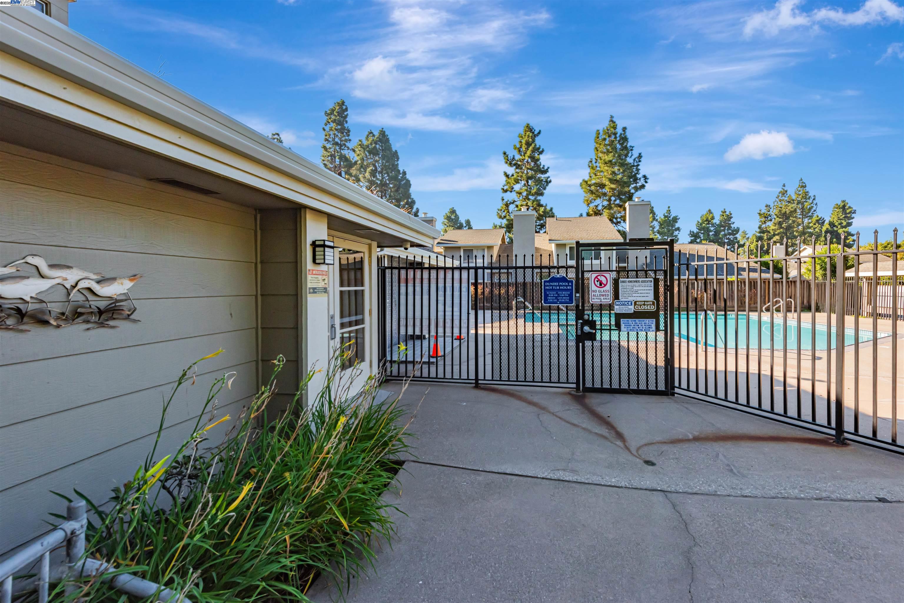 Photo #2: 41093201 Listing 