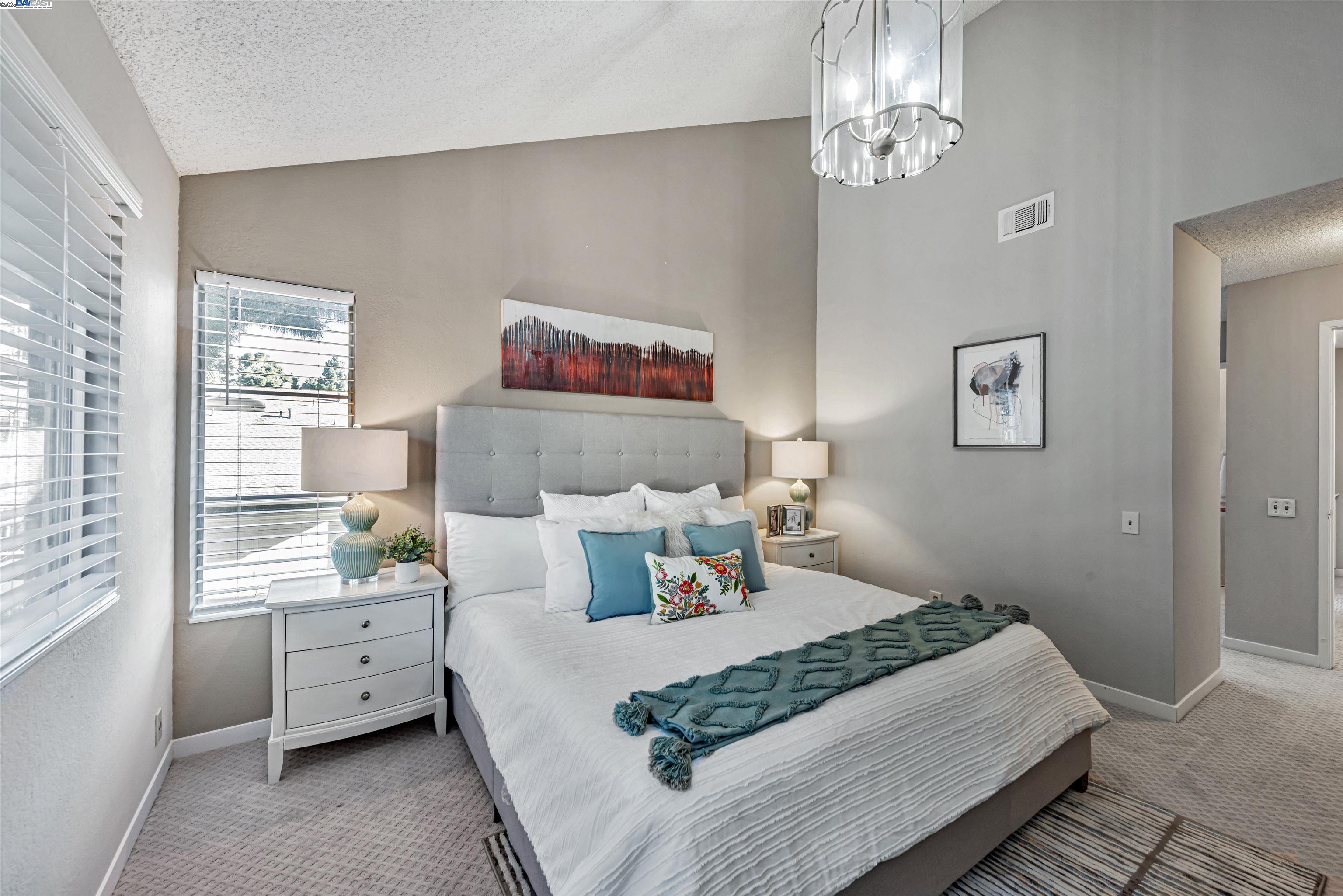Photo #12: 41093201 Listing: Photo #12