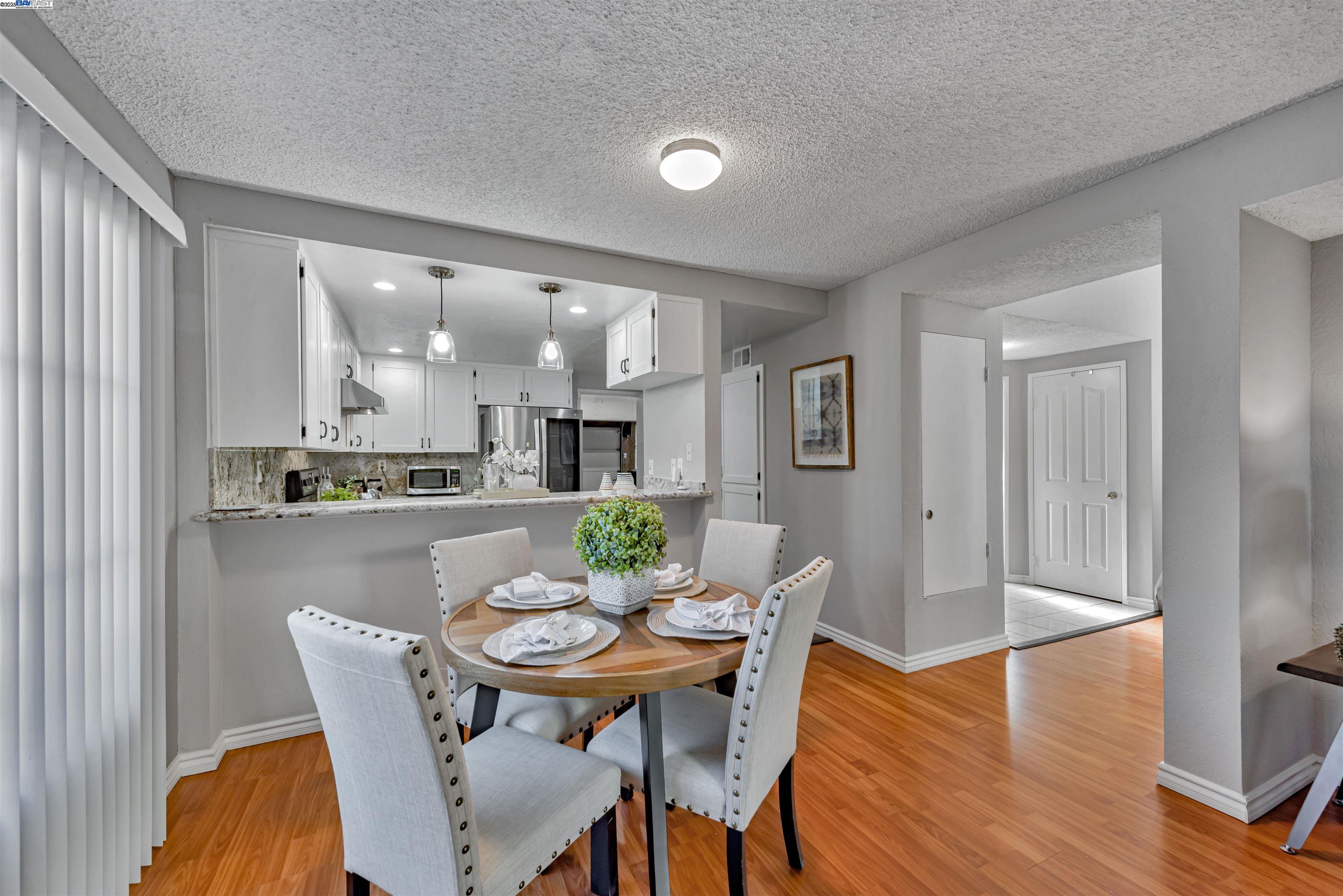 Photo #17: 41093201 Listing: Photo #17