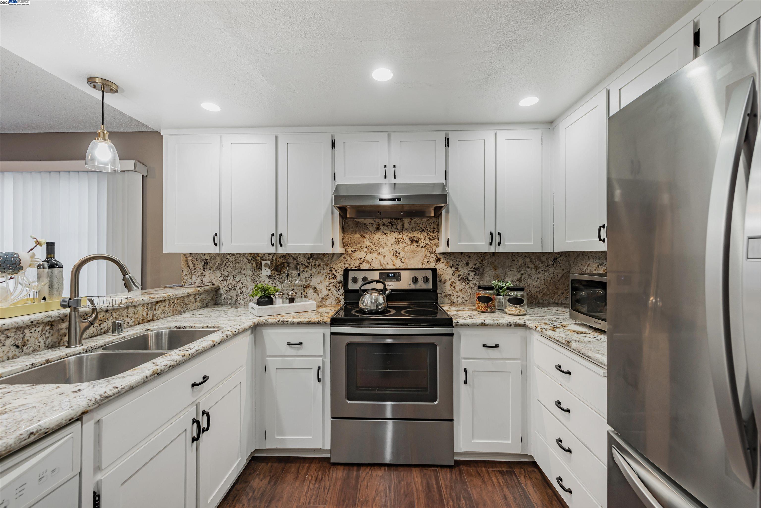 Photo #20: 41093201 Listing: Photo #20