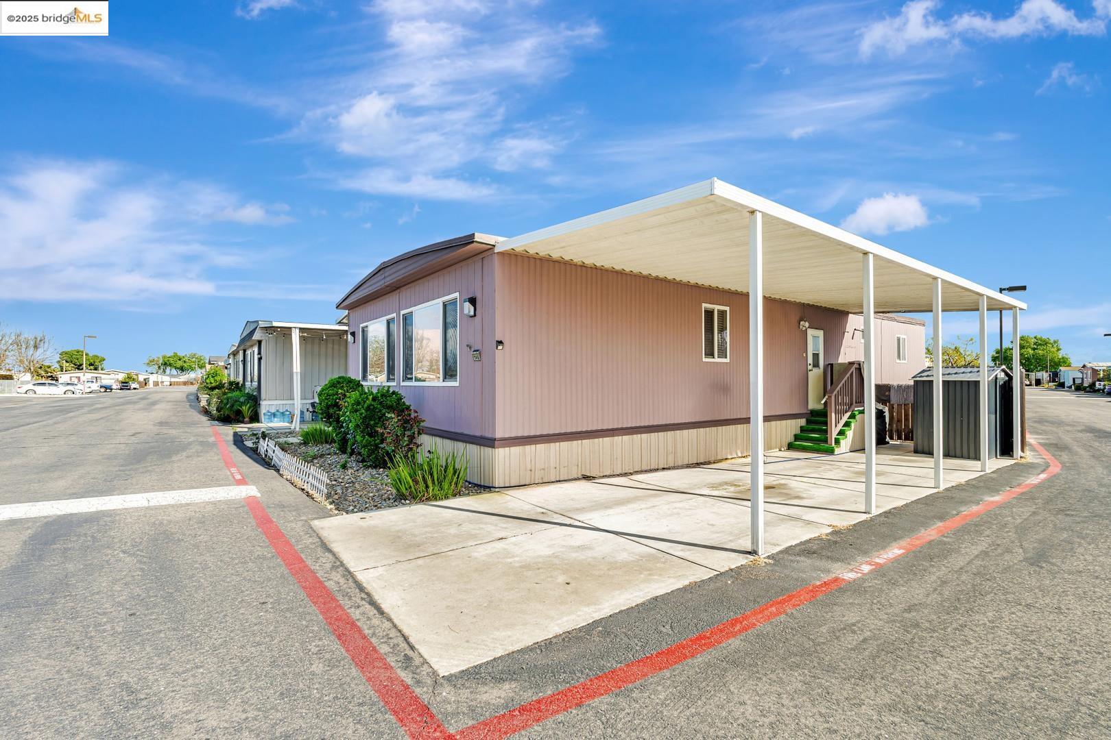 Detail Gallery Image 6 of 13 For 8200 Jantzen Rd #146,  Modesto,  CA 95357 - 2 Beds | 2 Baths