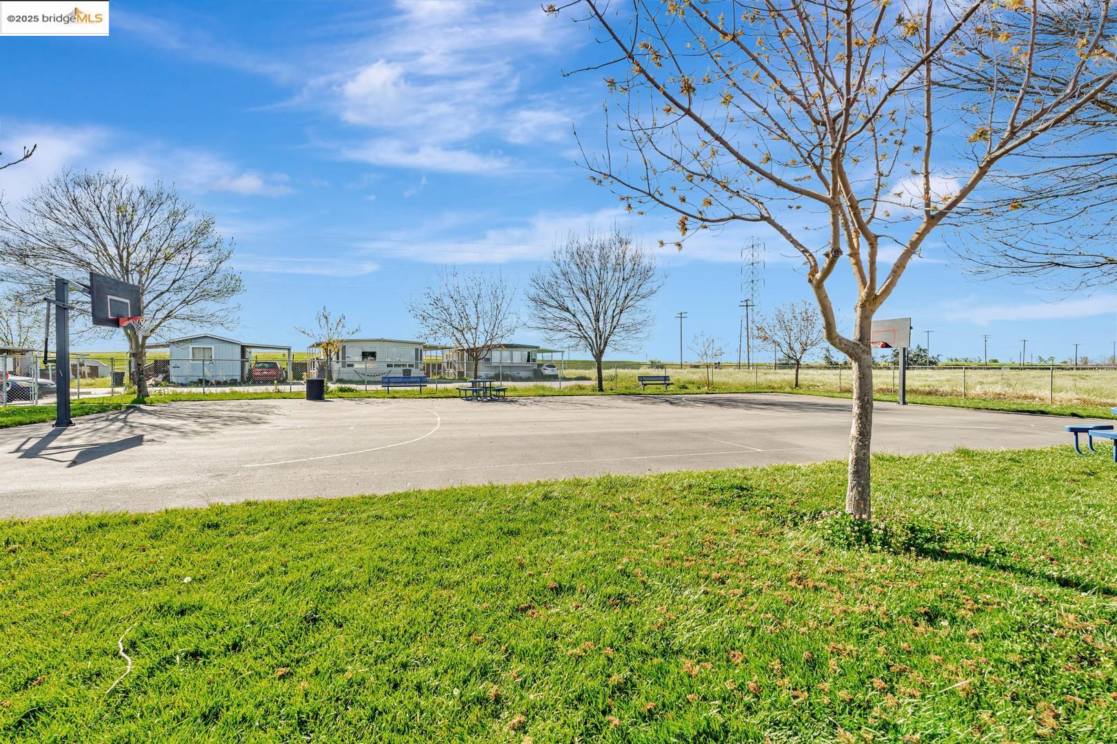 Detail Gallery Image 9 of 13 For 8200 Jantzen Rd #146,  Modesto,  CA 95357 - 2 Beds | 2 Baths